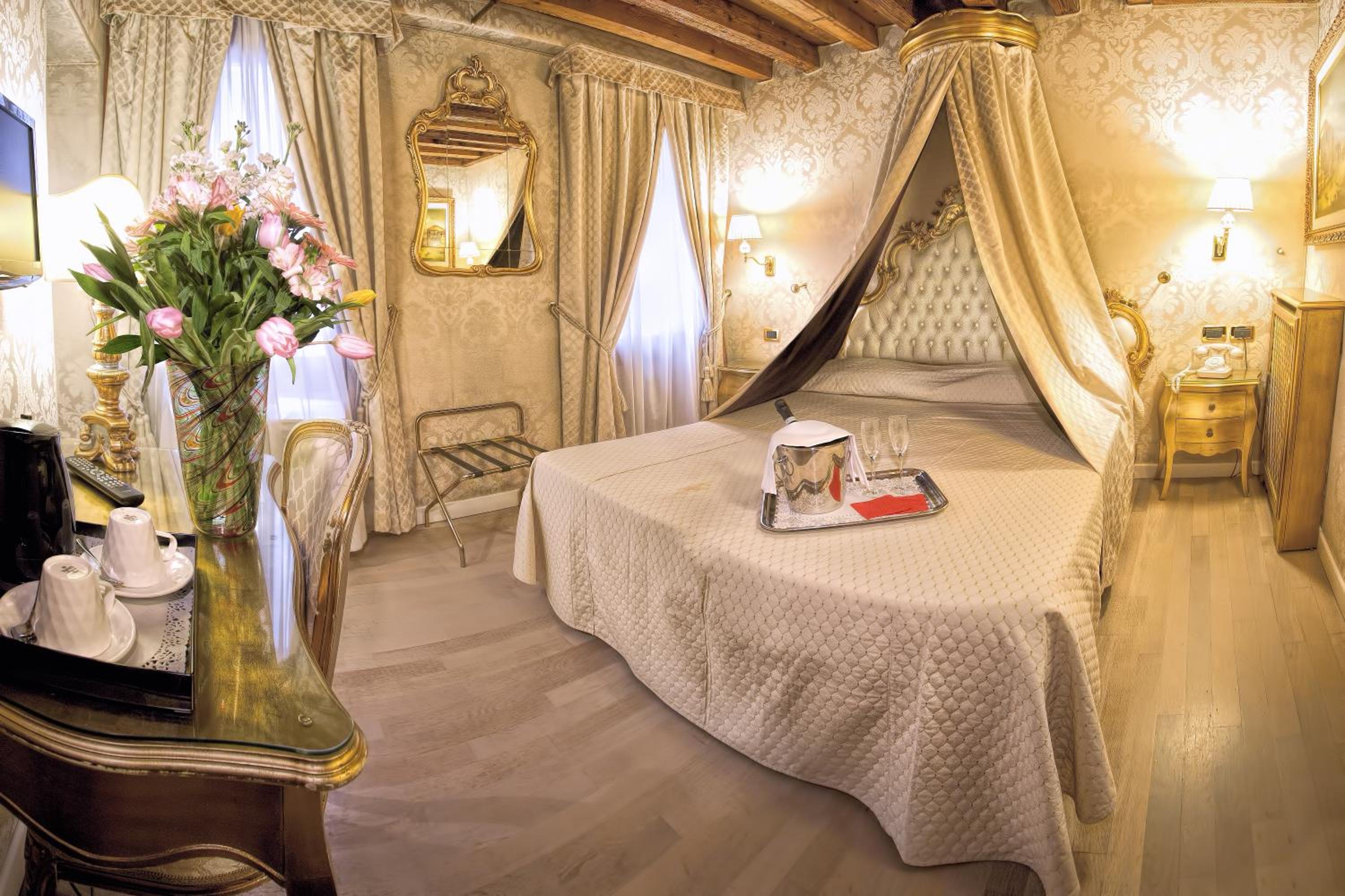 Superior Double Room photo 1