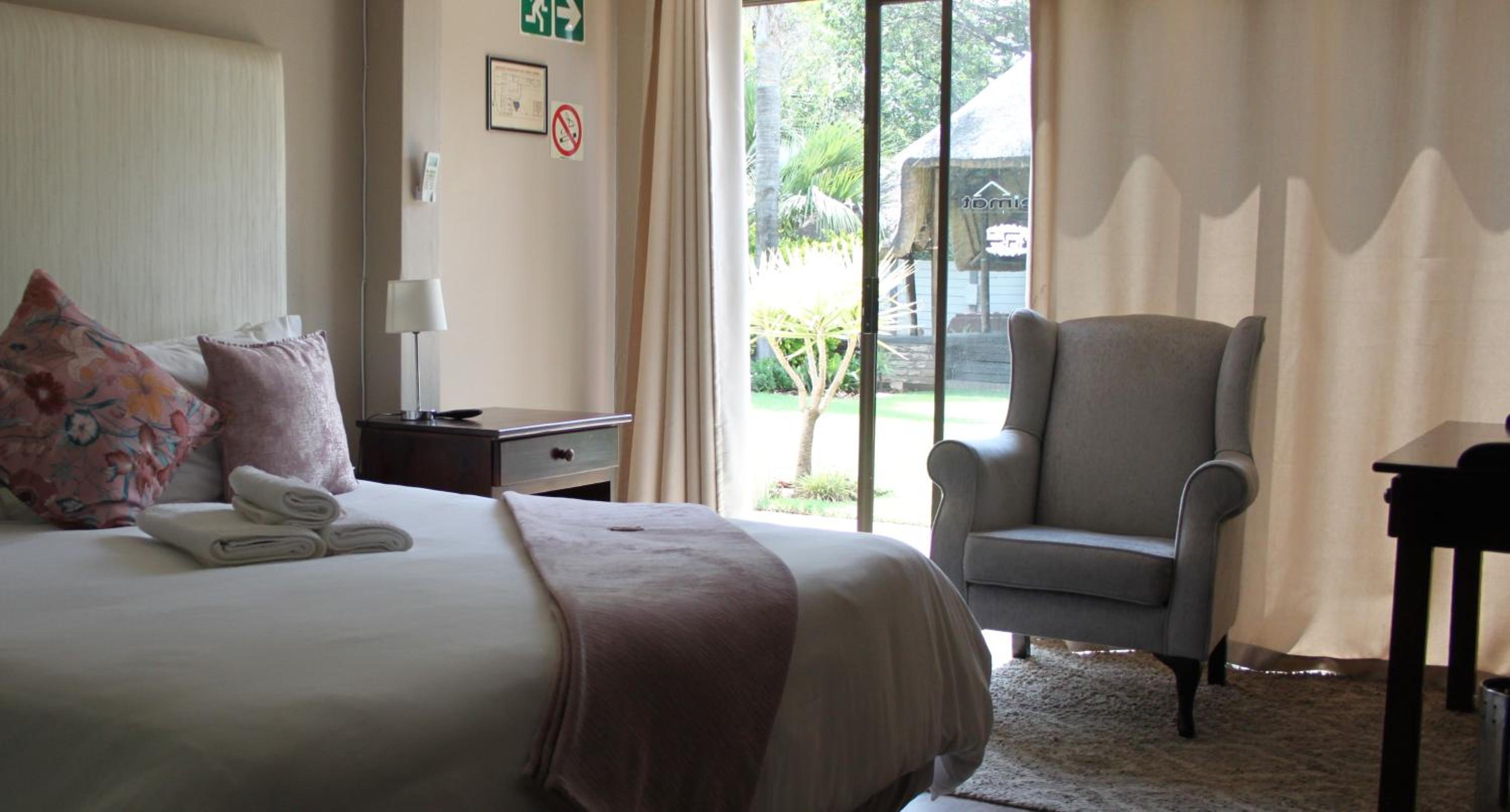 Deluxe Twin Room - Photo 4