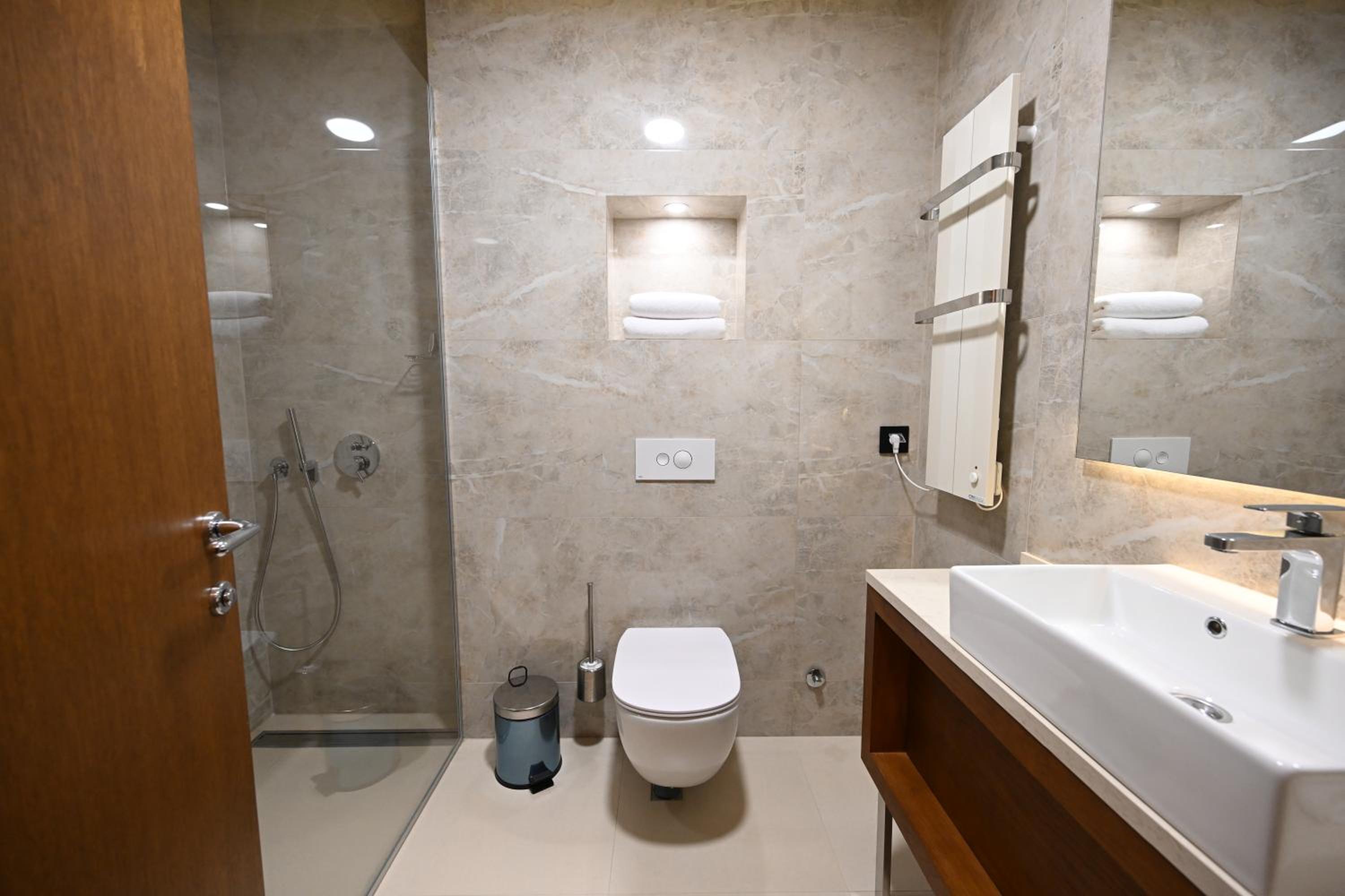 Standard Double or Twin Room photo 1