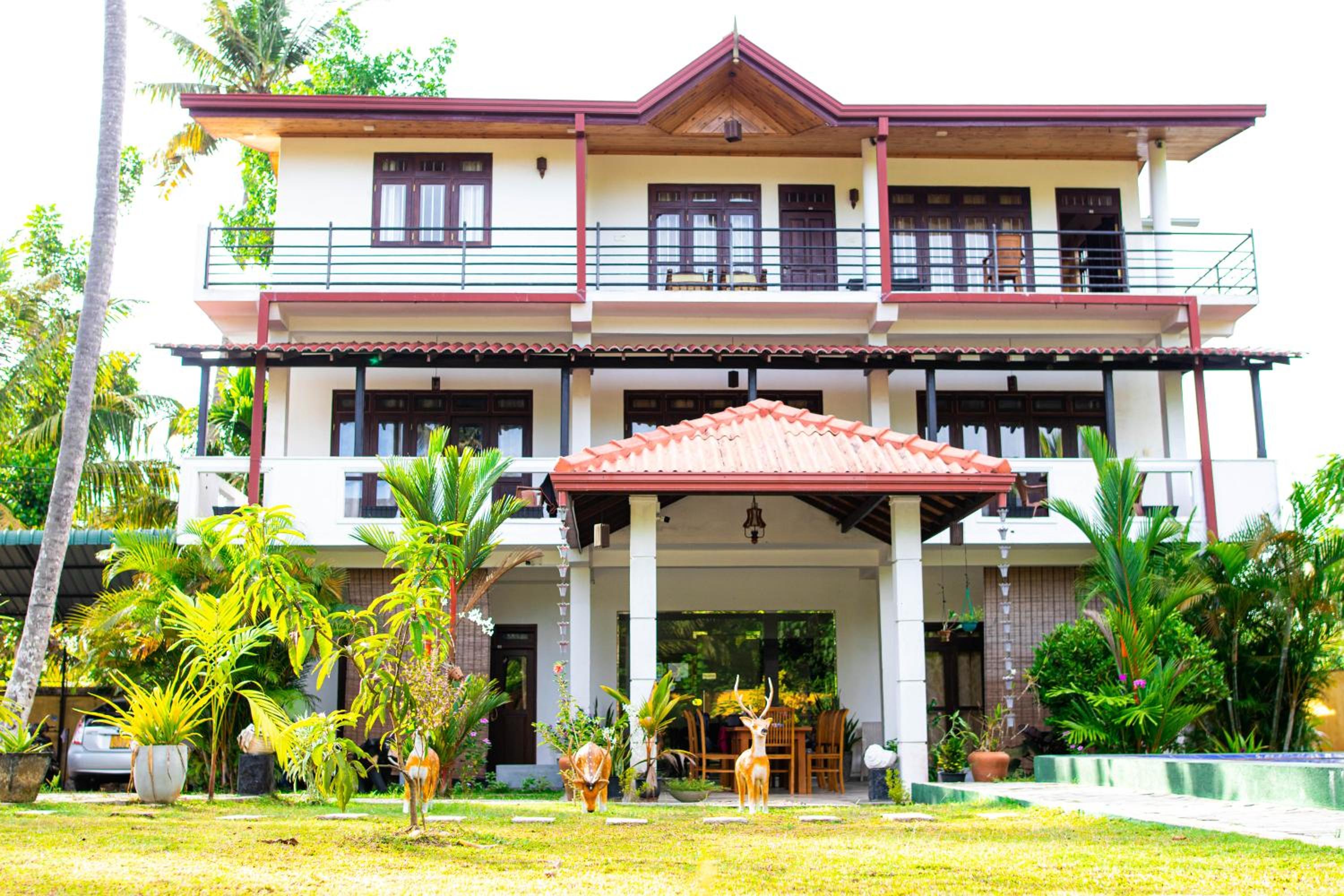 Triple Room with Pool View photo 3