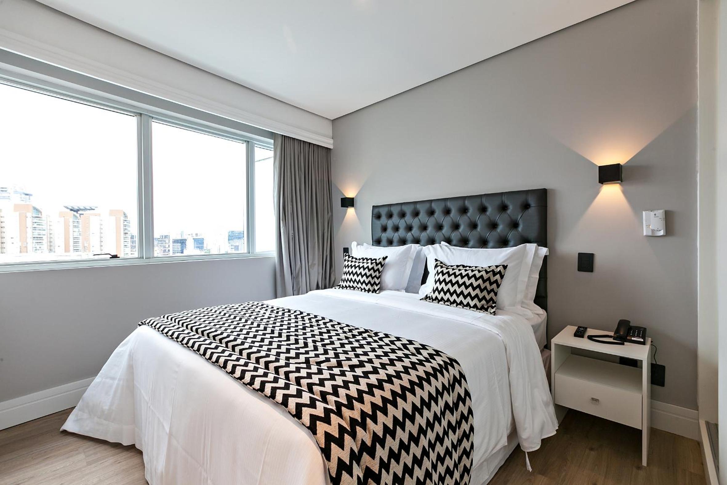 One-Bedroom Apartment - Photo 11