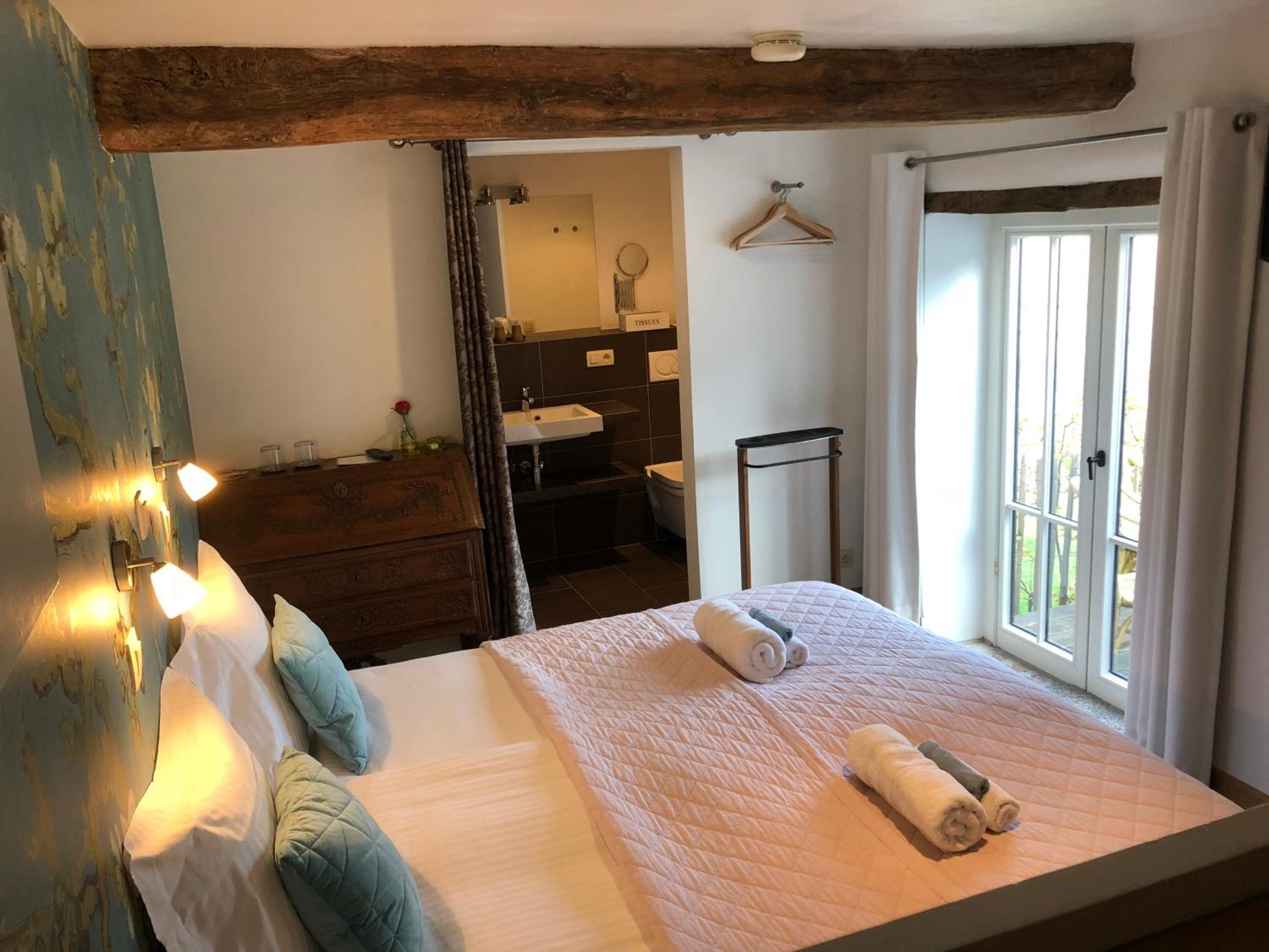 King Room with Garden View photo 3