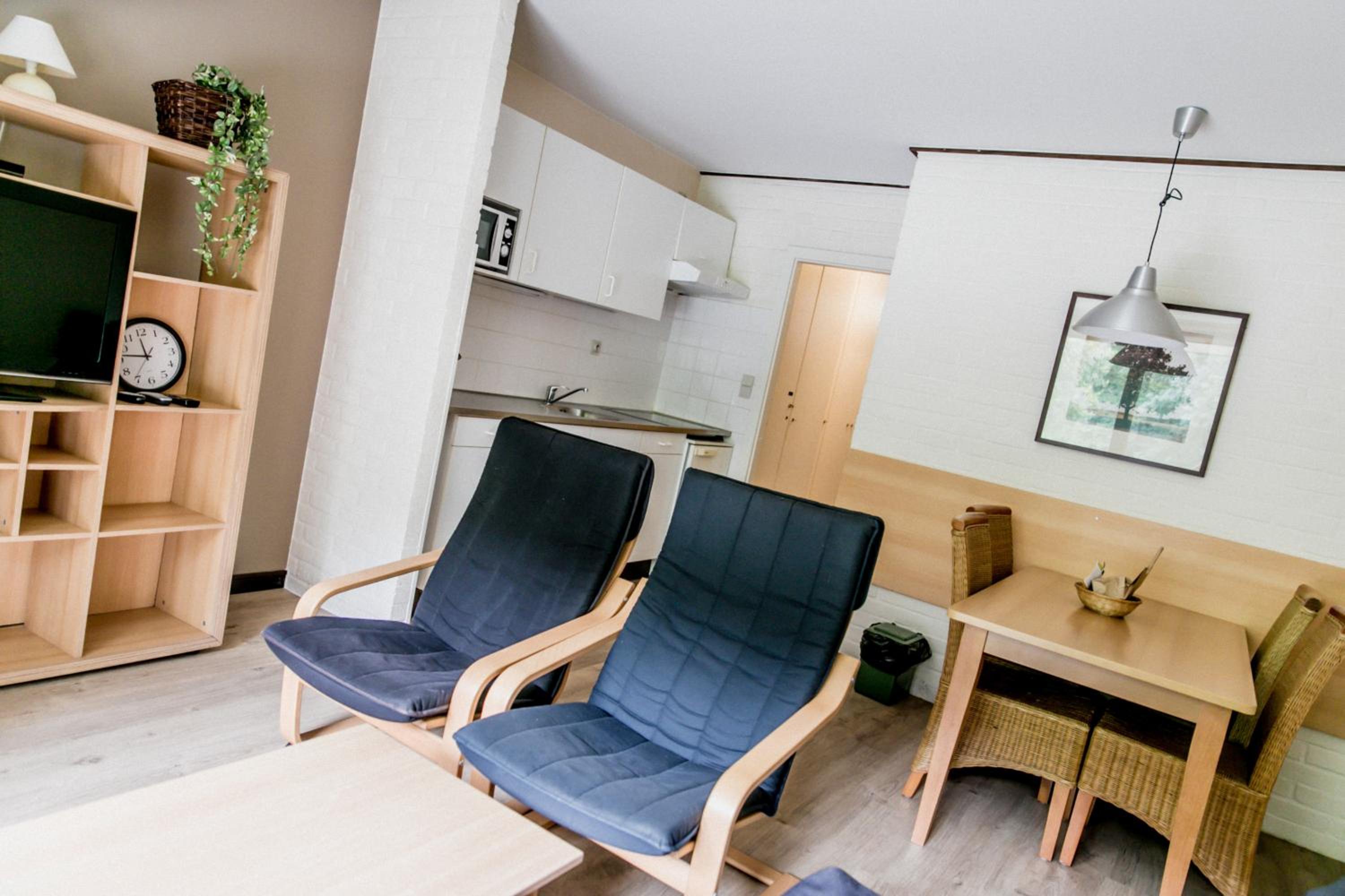 One-Bedroom Apartment (4 Adults) - Photo 5