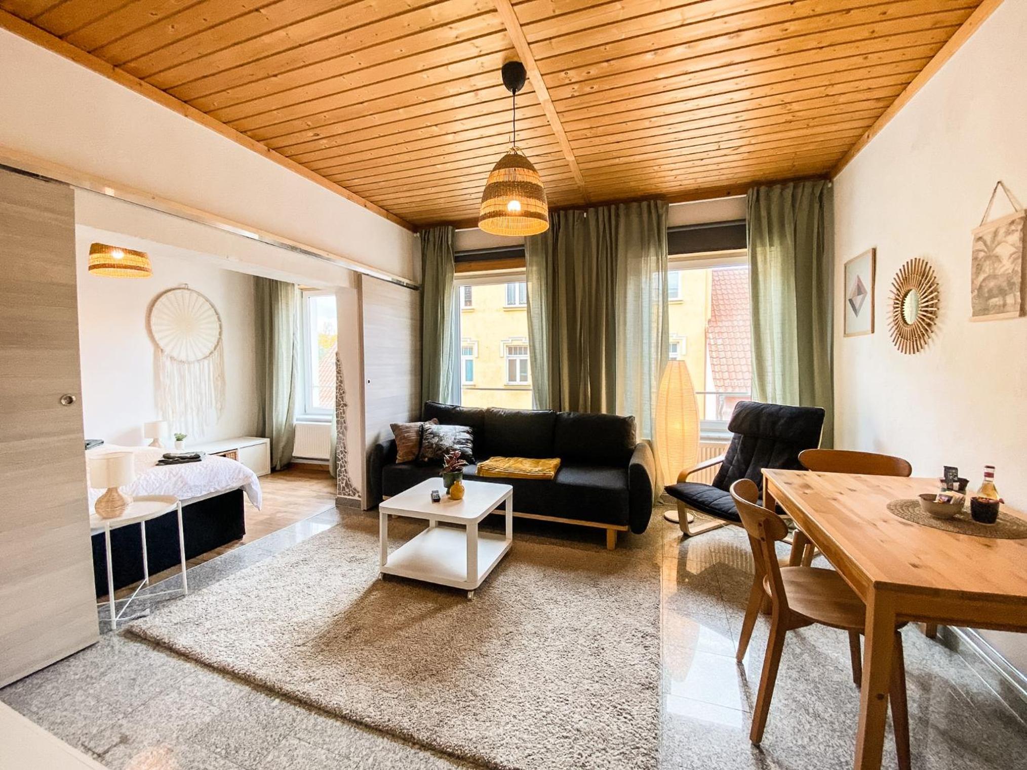 One-Bedroom Apartment photo 2