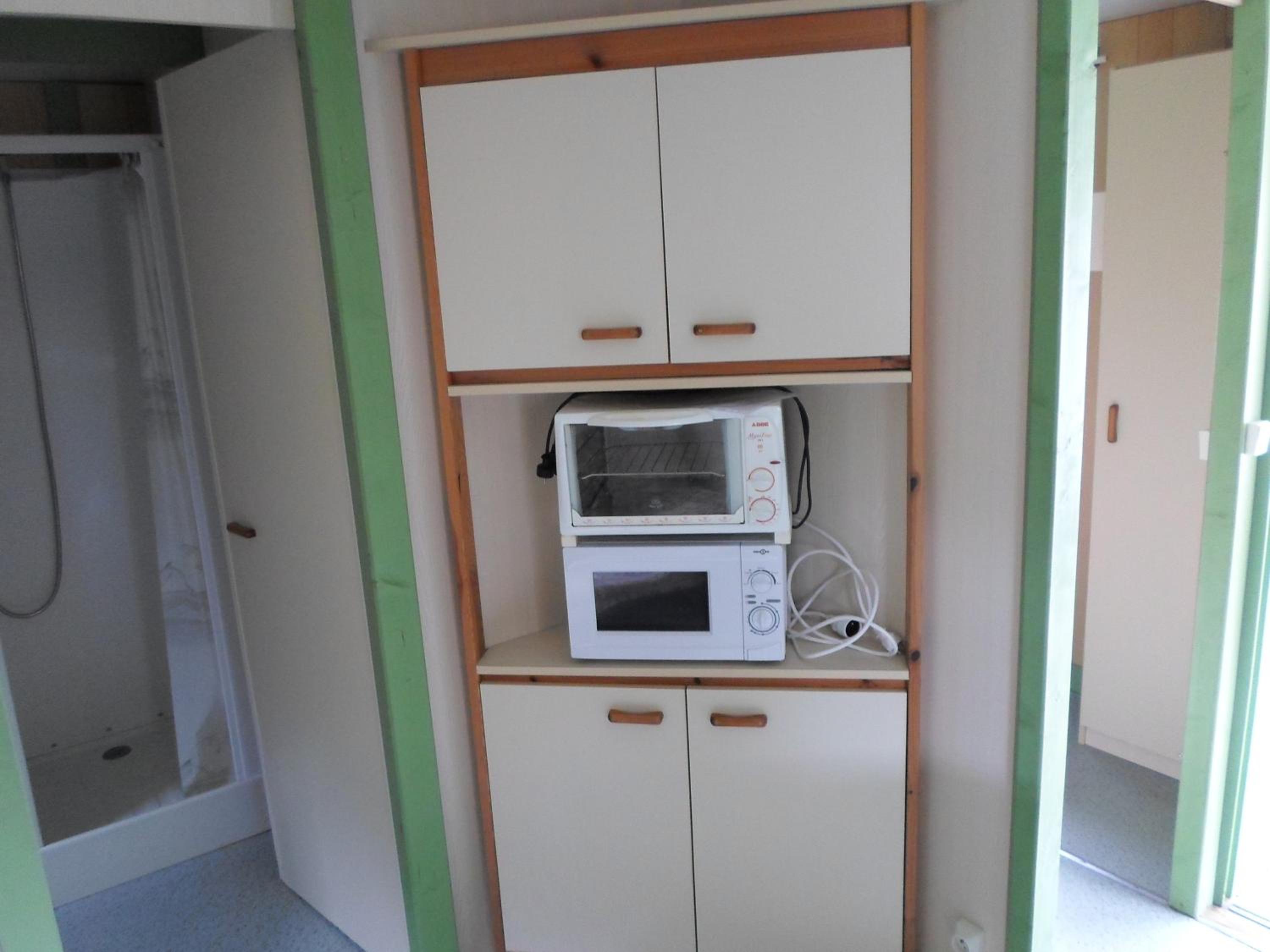 Bungalow (2 Adults) photo 3