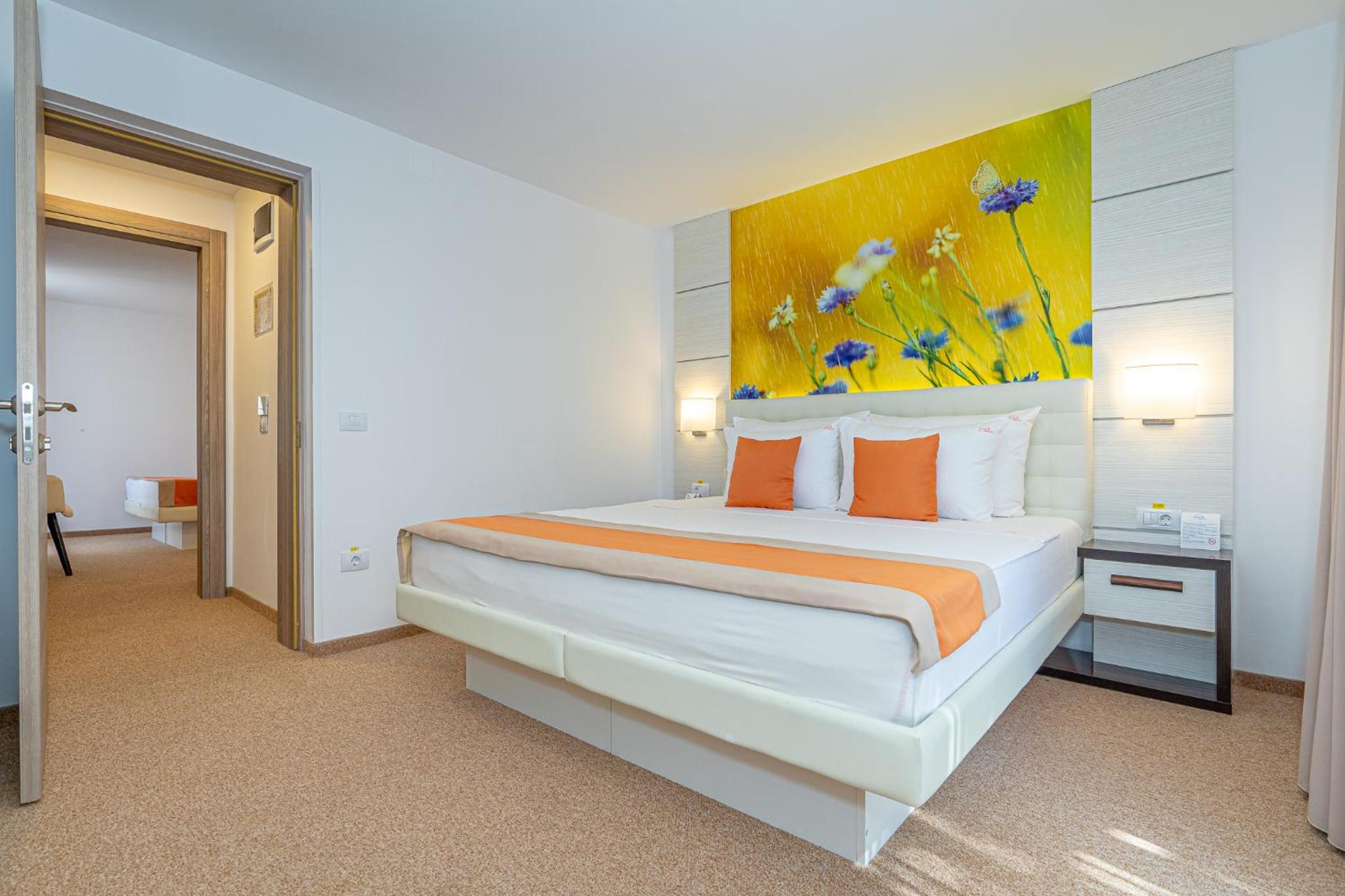 Two-Bedroom Apartment in Villa