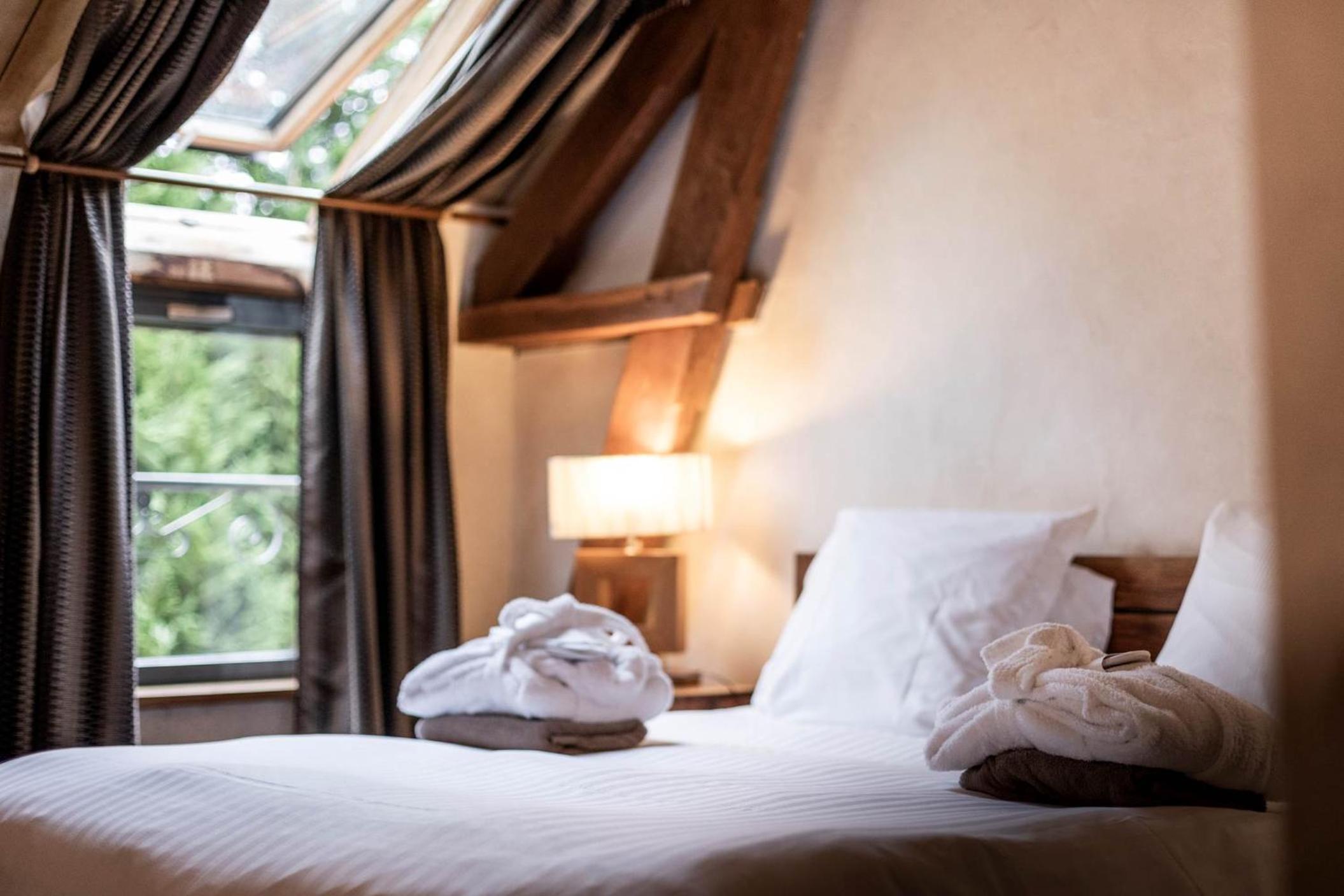 Classic Double Room with Spa Access - Photo 1
