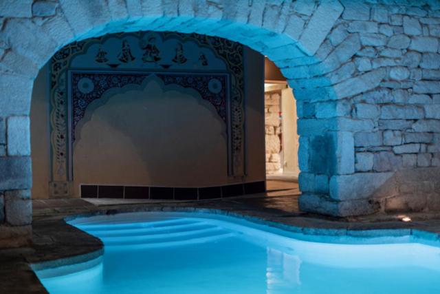 Classic Double Room with Spa Access - Photo 7
