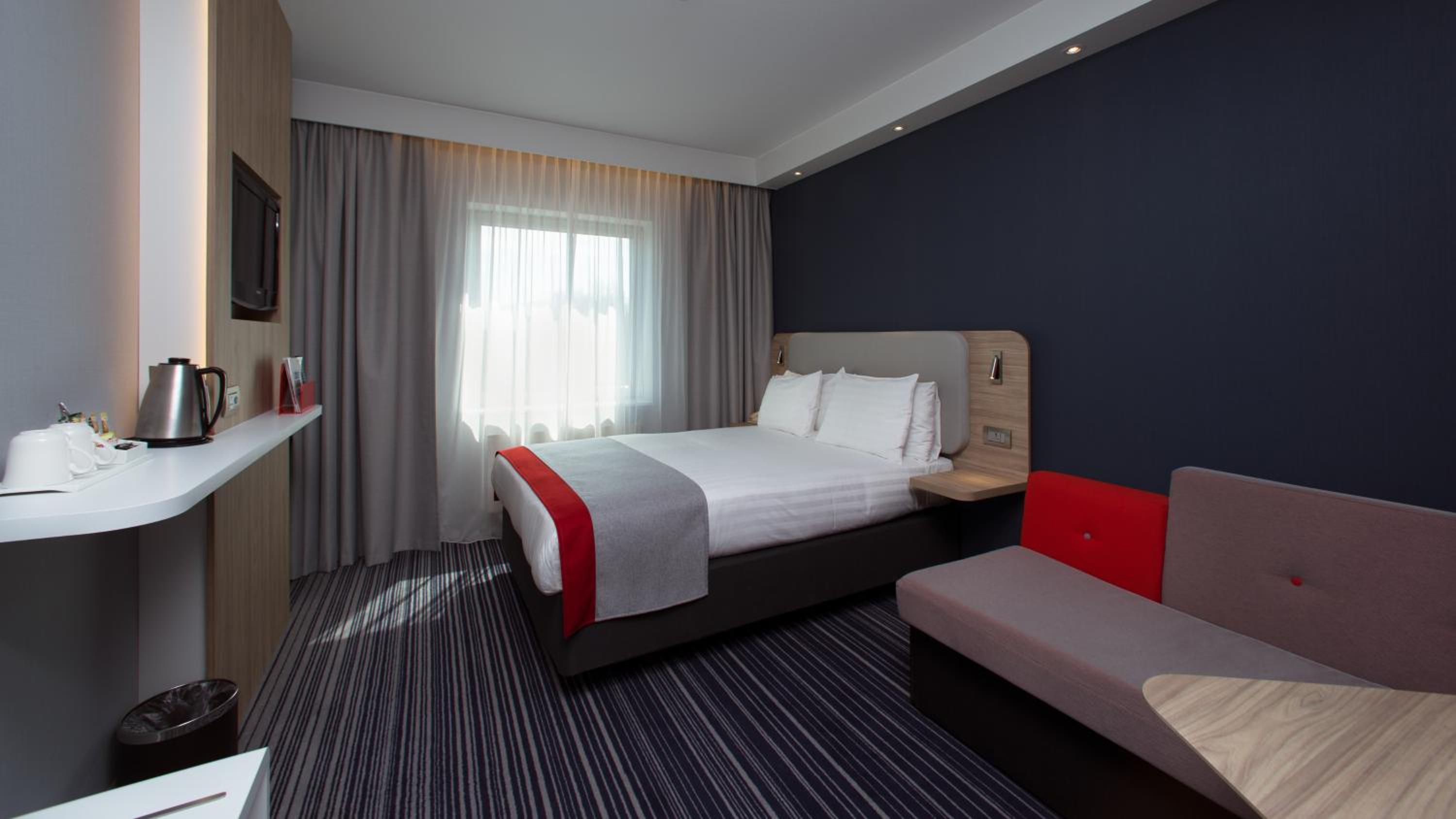 Standard Double Room with Sofa Bed - Photo 1