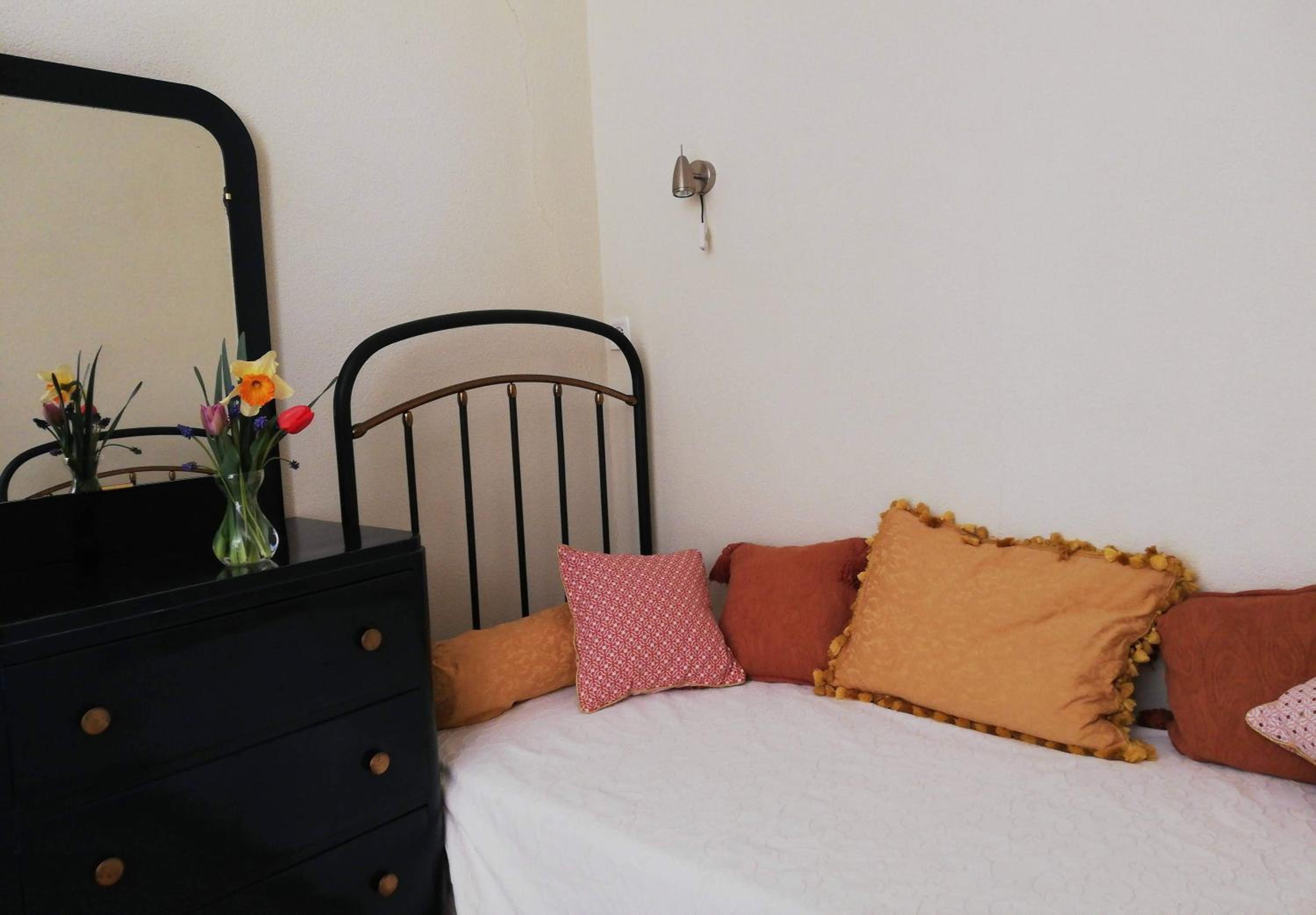 Standard Double Room - Photo 17
