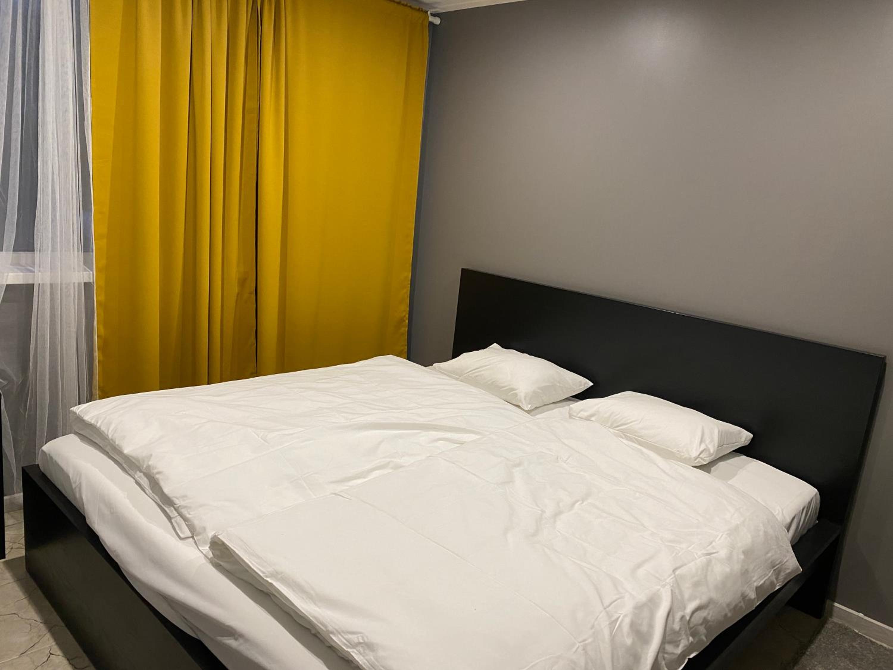 Two-Bedroom House - Photo 22