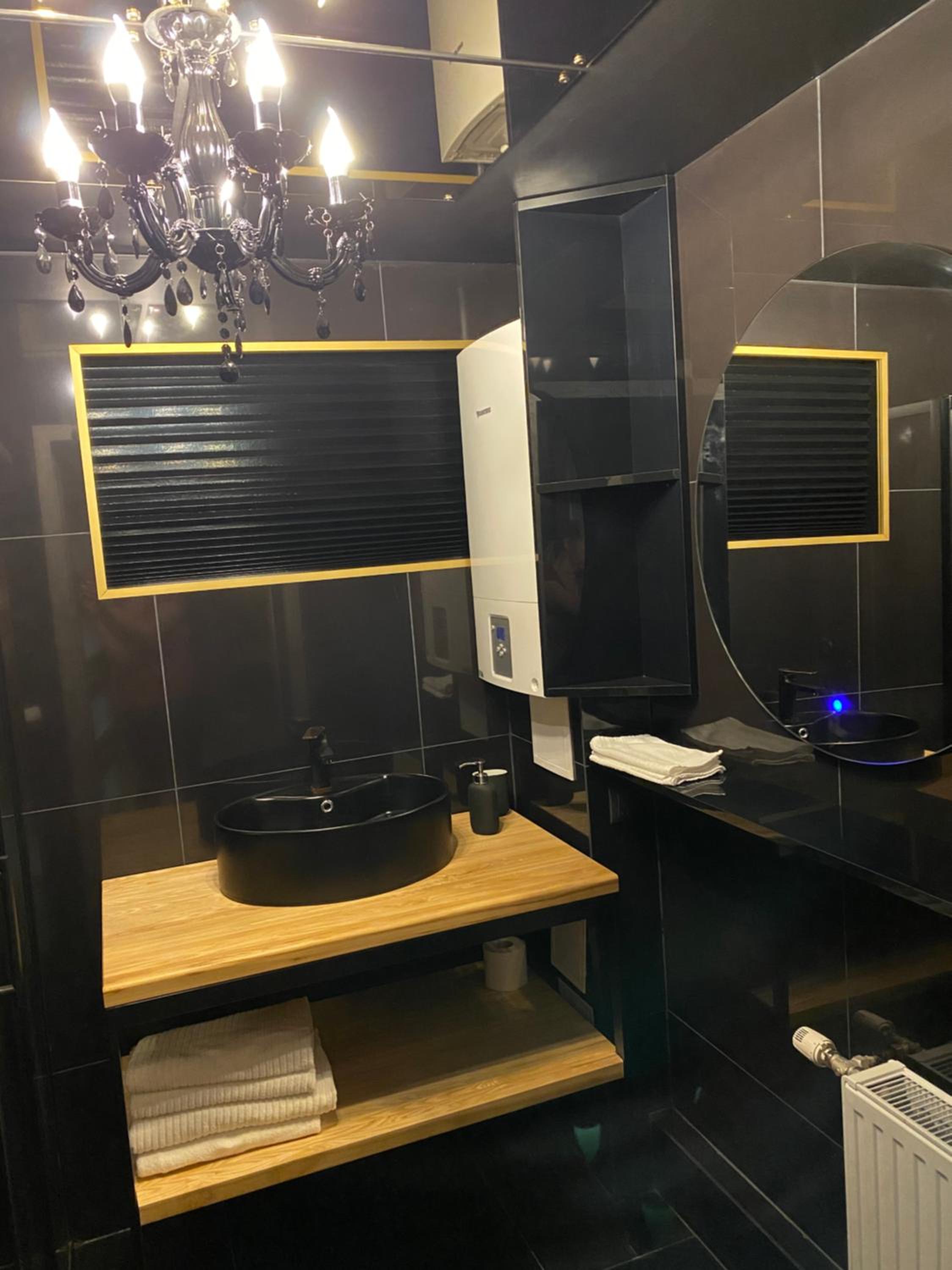 Two-Bedroom House - Photo 15