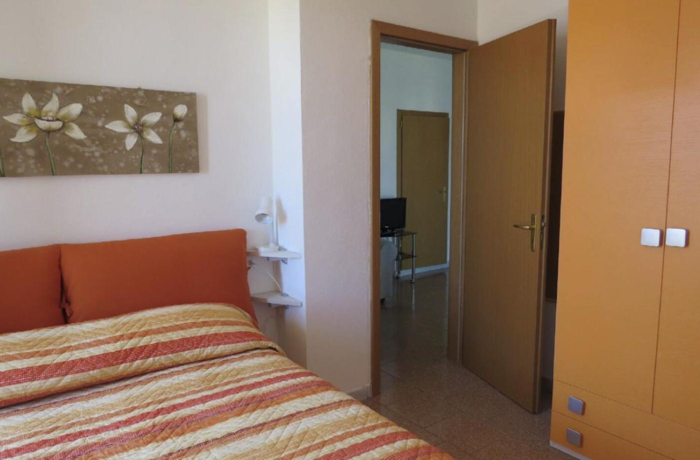 Apartment with Terrace photo 1