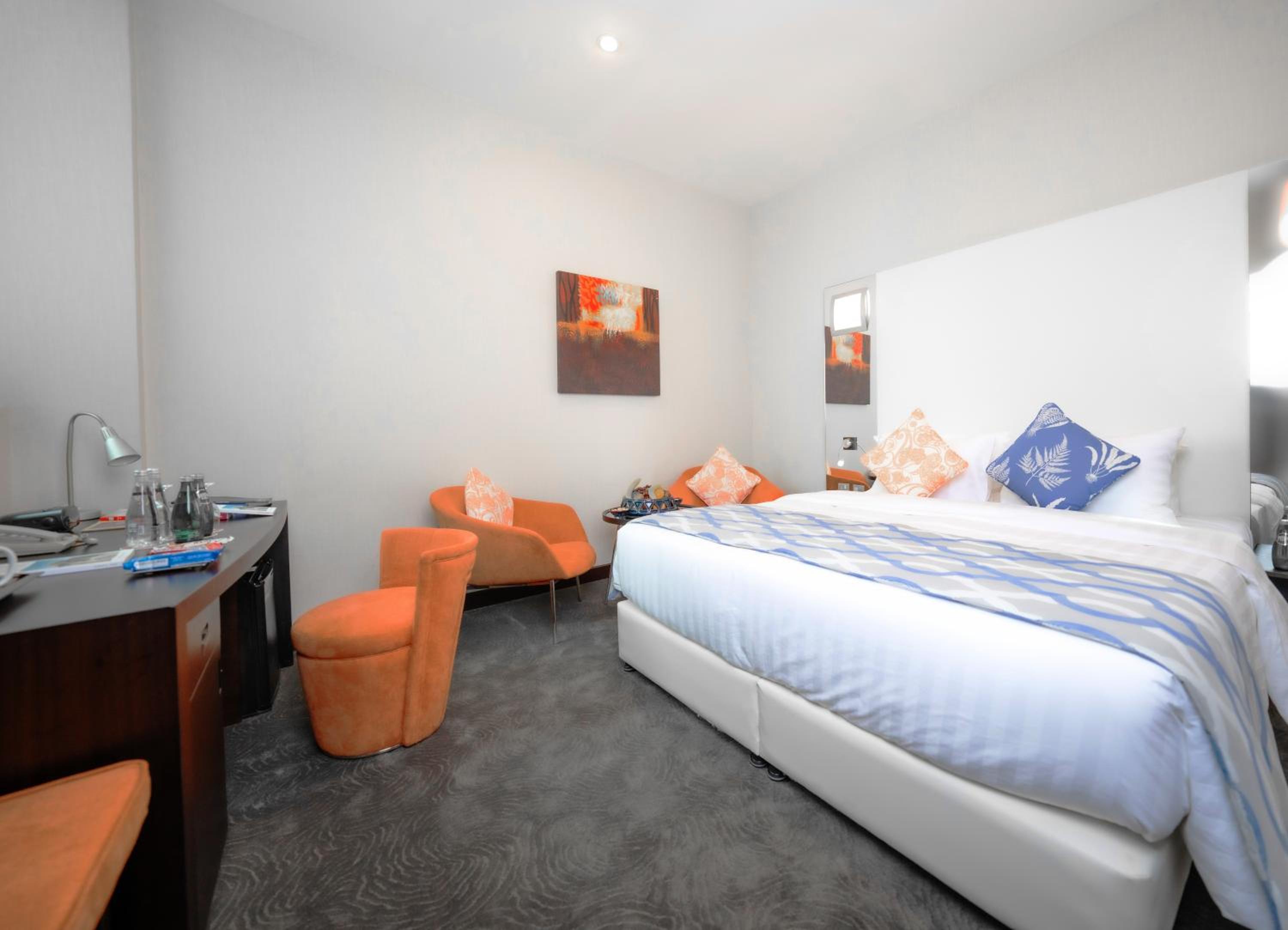 Deluxe Room Queen - Photo 4