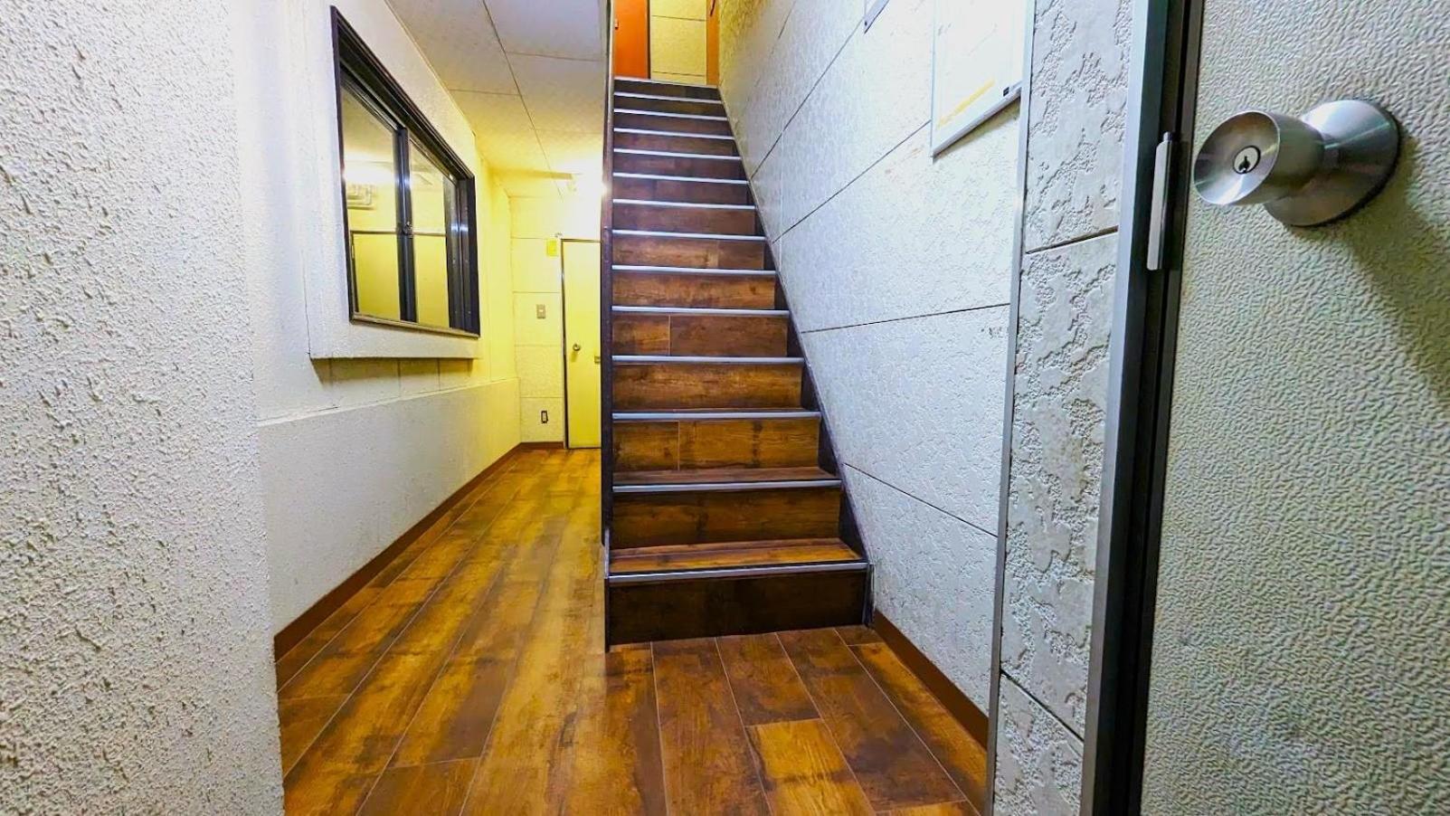 Apartment - Photo 2