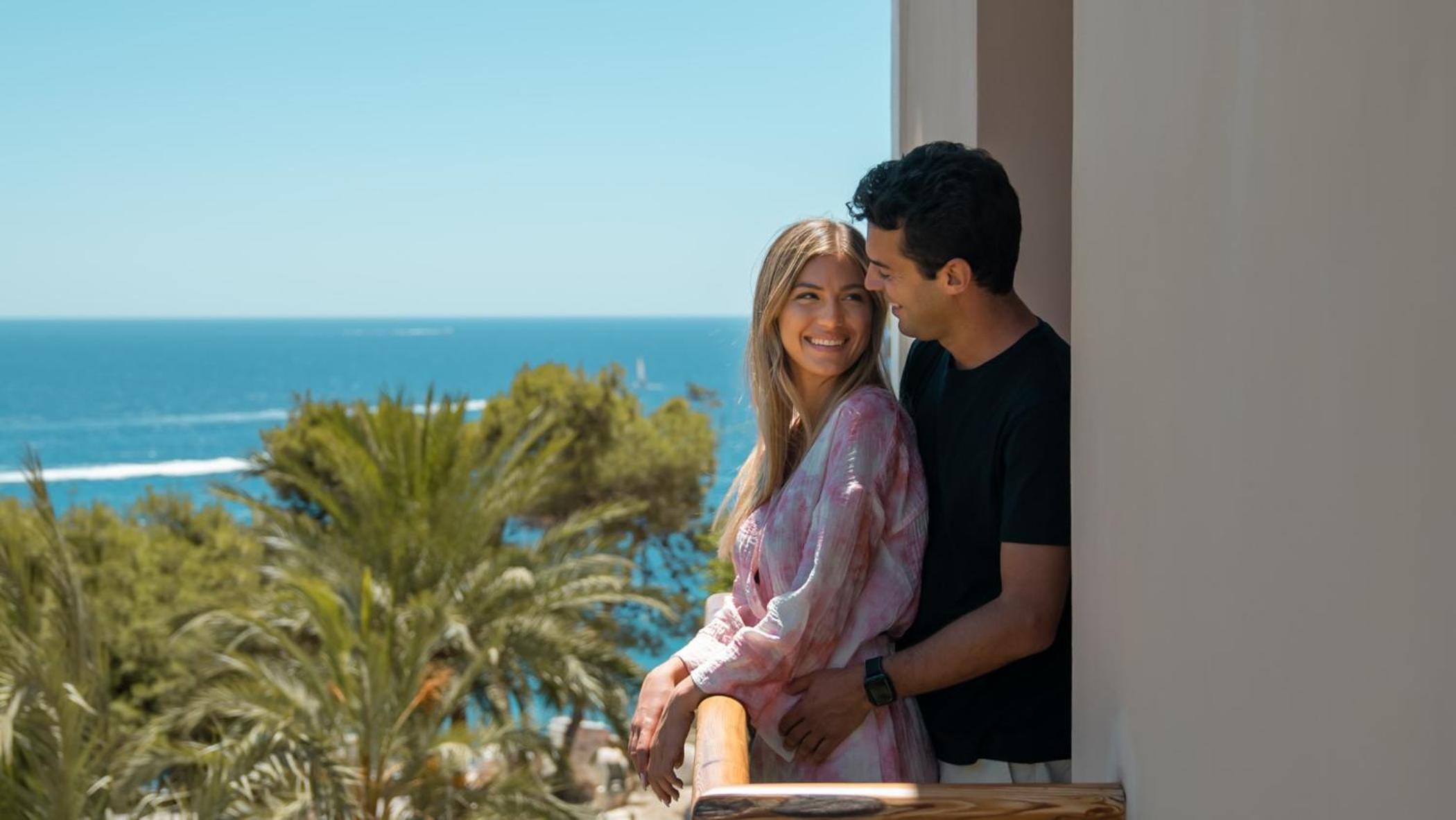 Suite - Photo 11