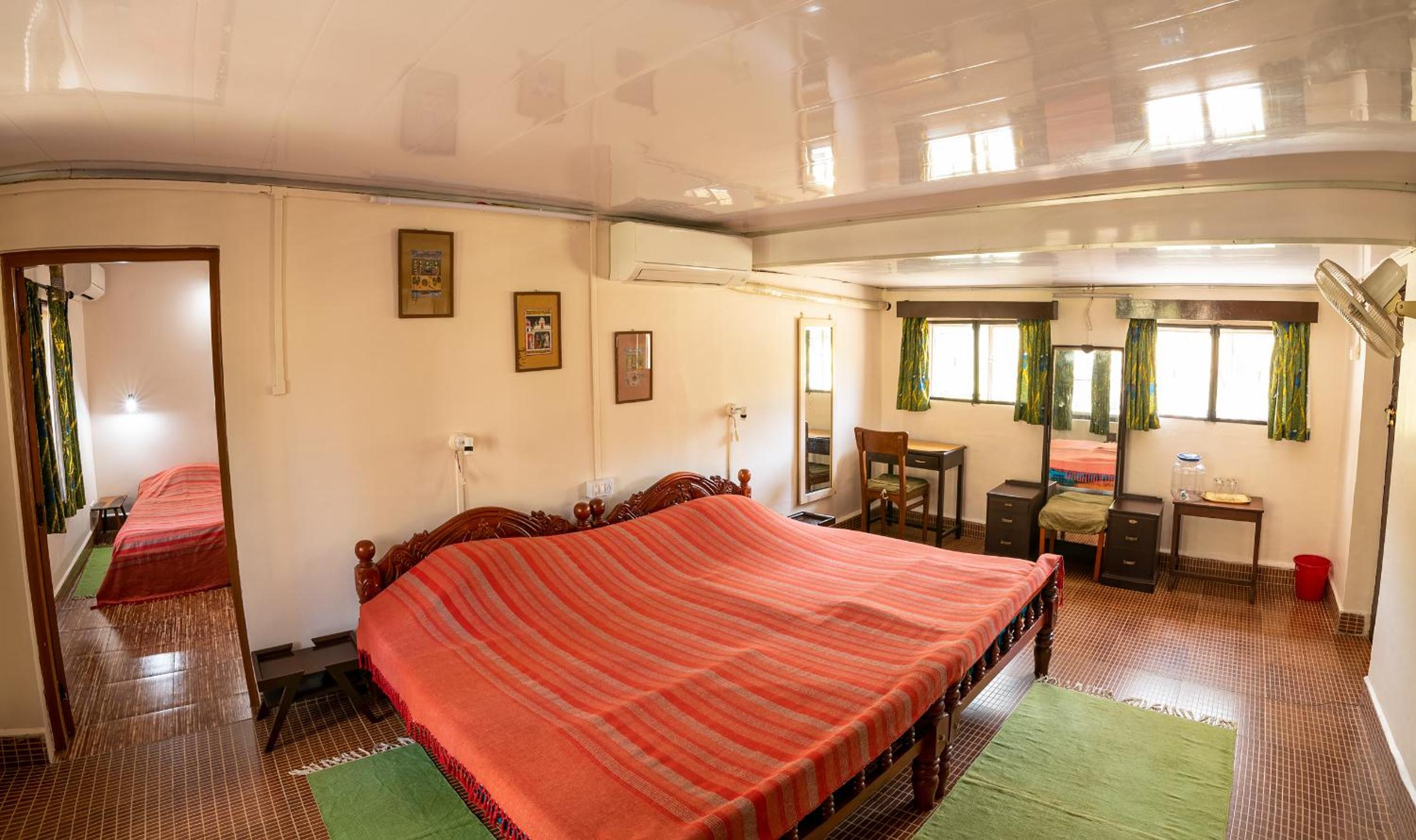Deluxe Double Room - Photo 7