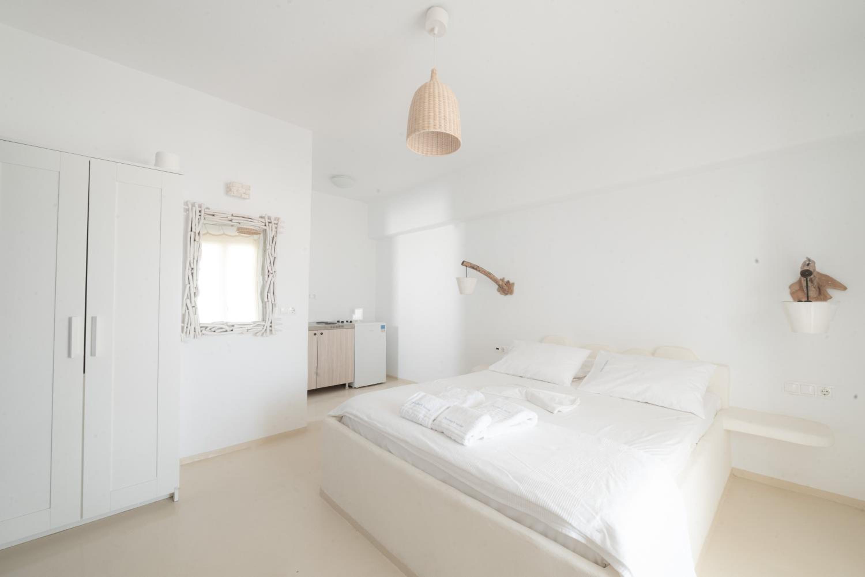 Studio Apartment photo 3