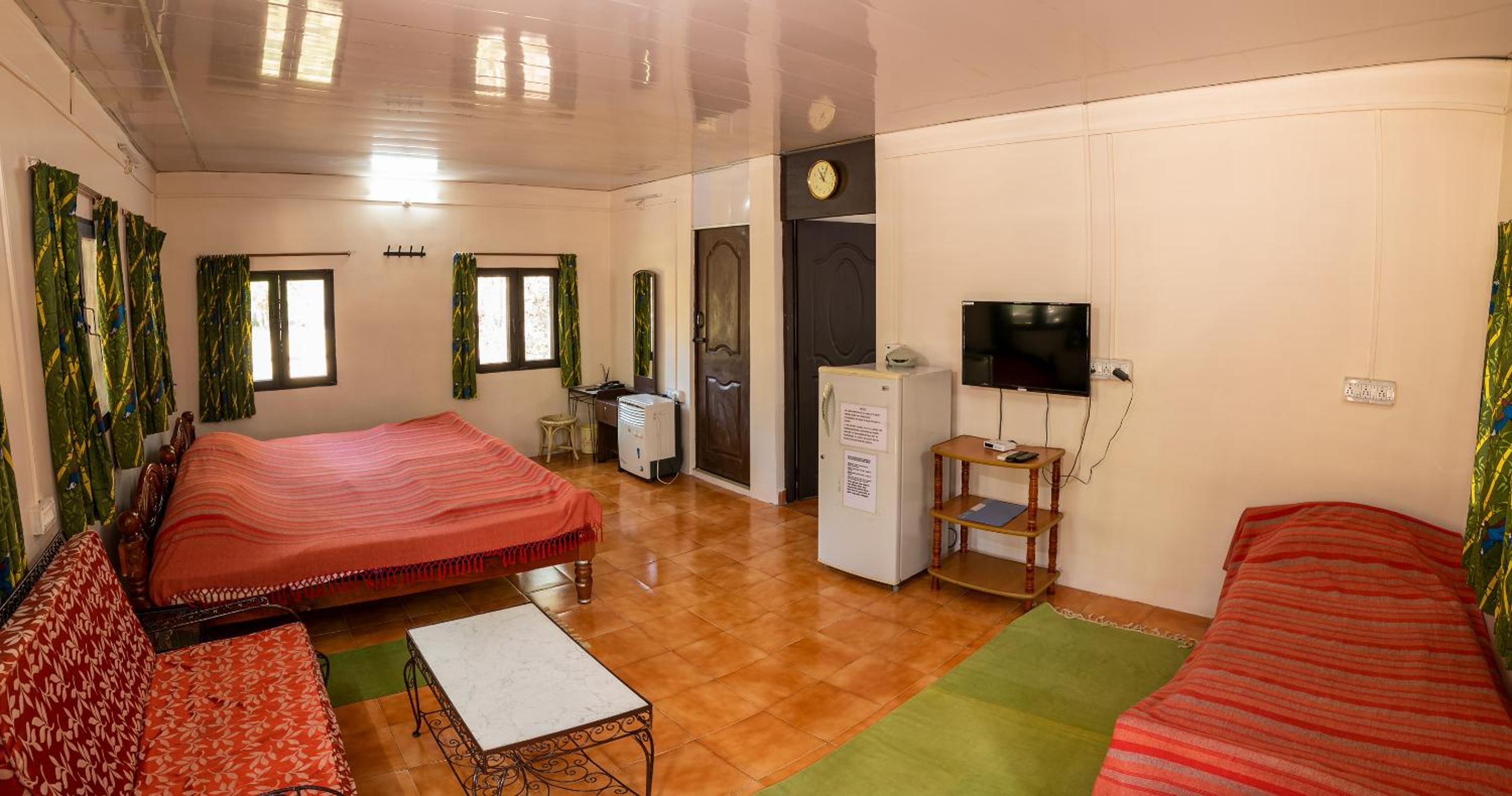 Deluxe Double Room - Photo 12