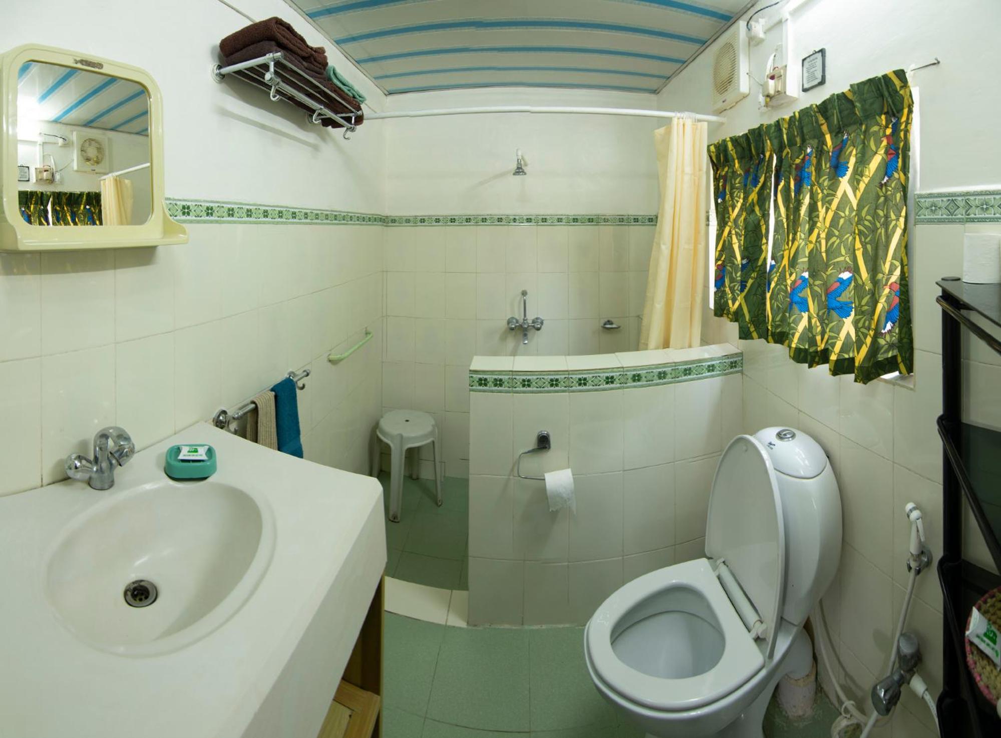 Deluxe Double Room - Photo 18