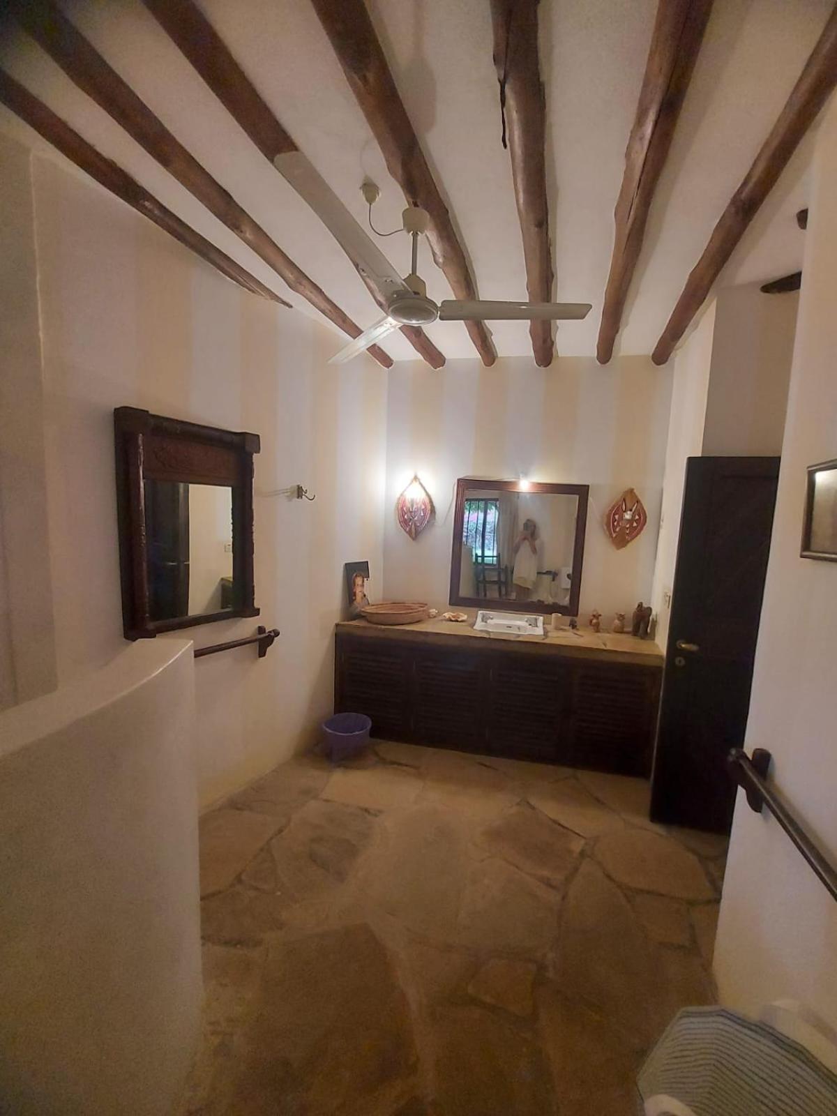 Triple Room - Disability Access photo 3