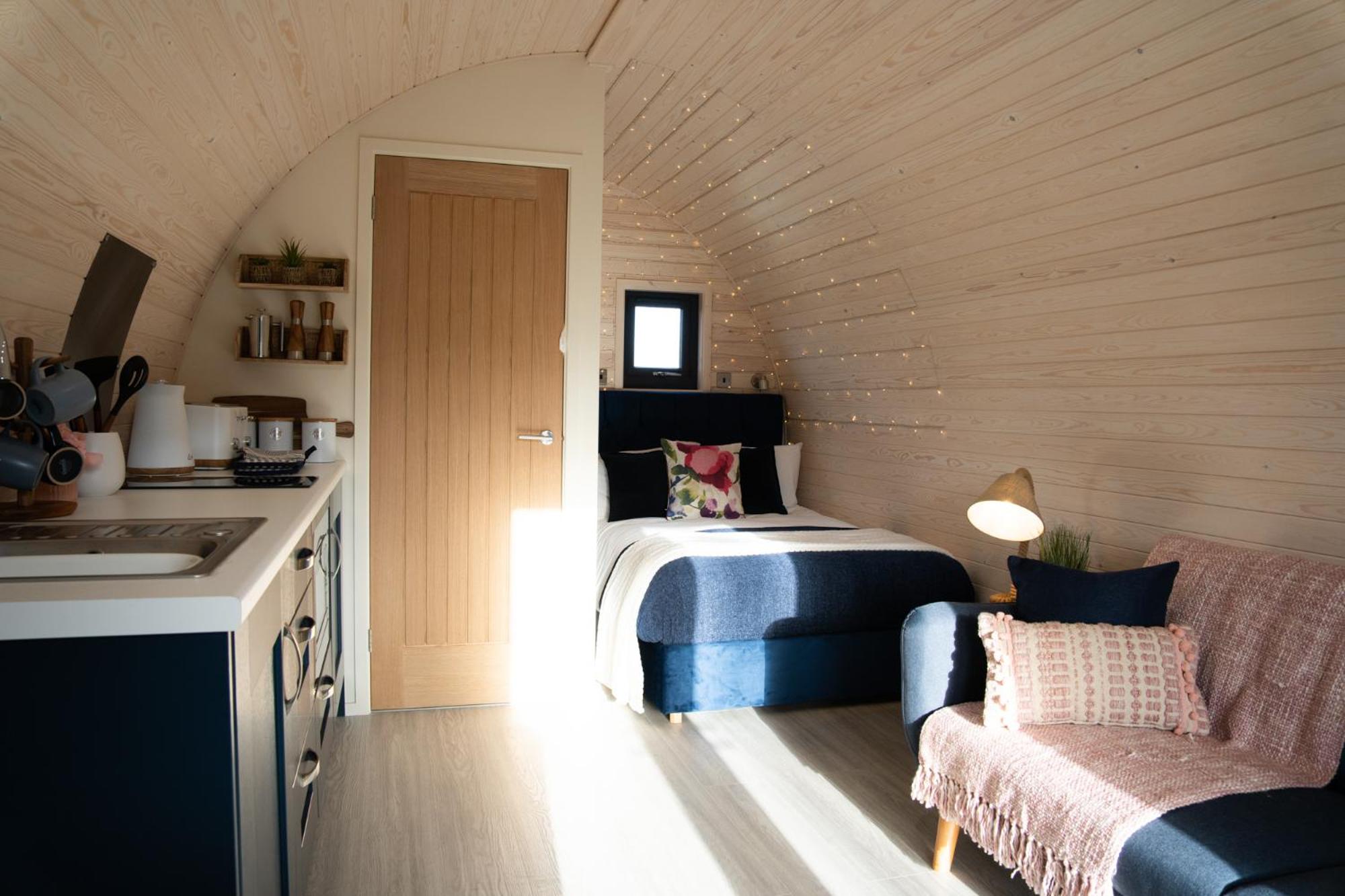 Studio Apartment with Sea View photo 1