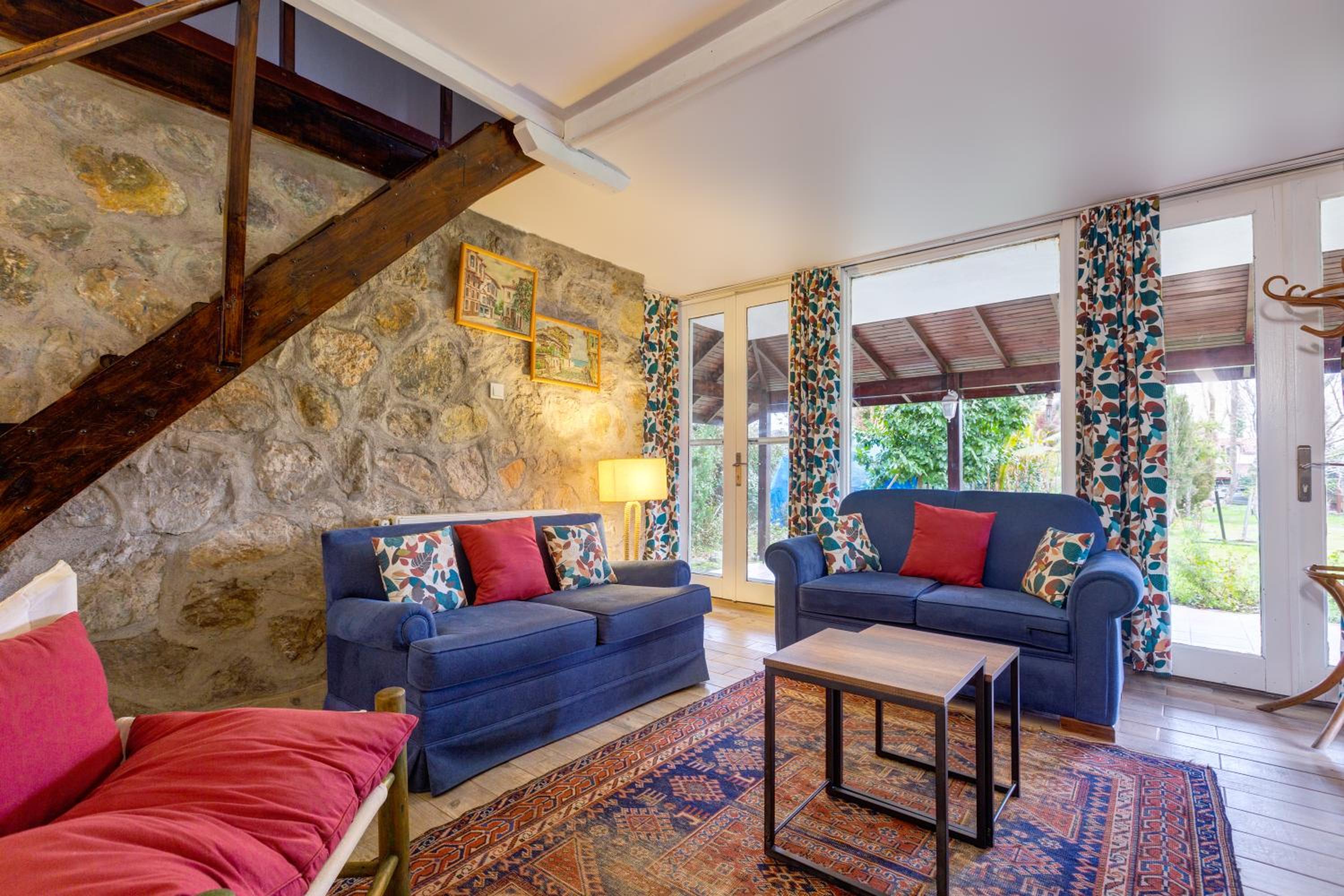 Villa with Garden View