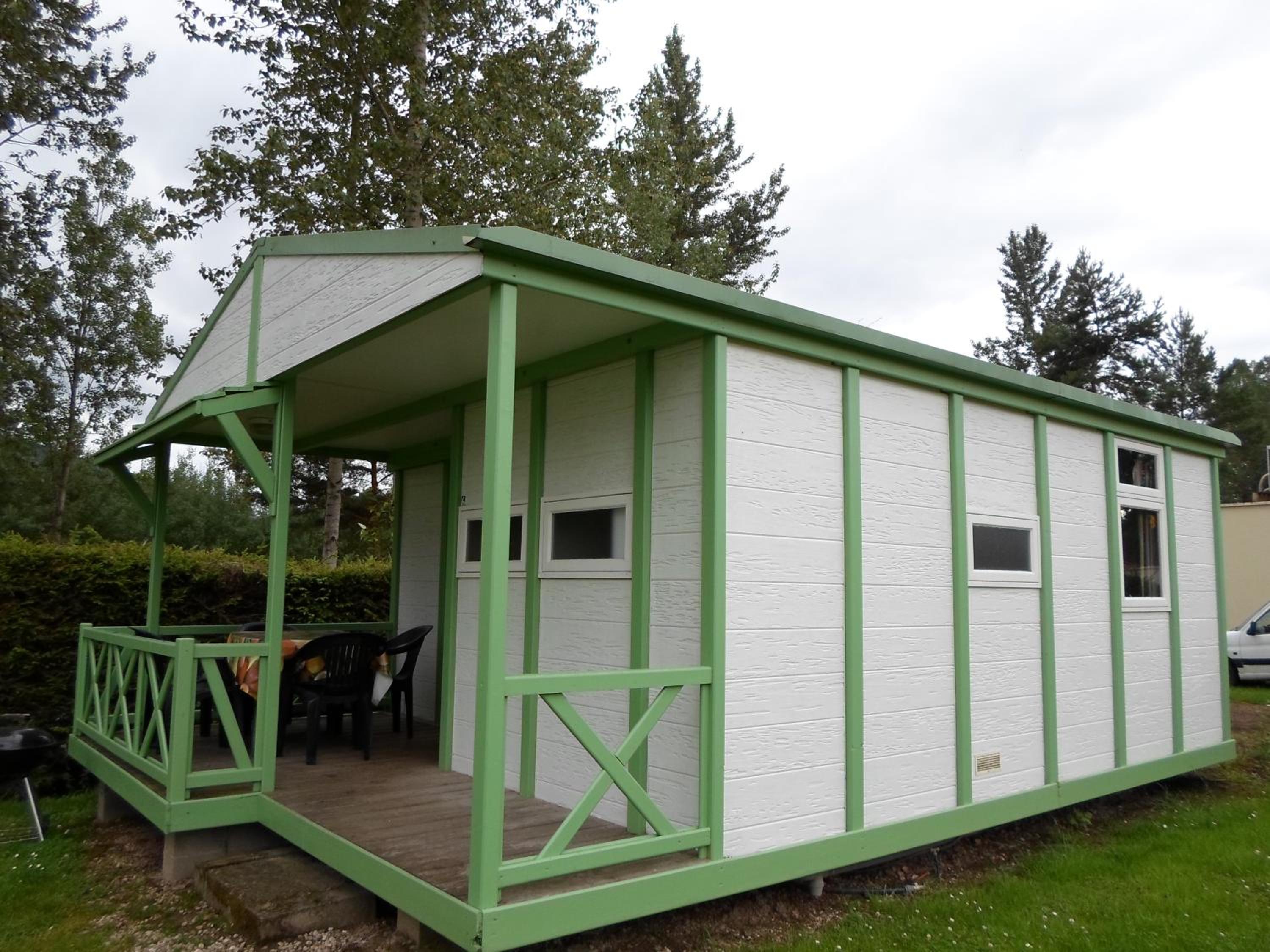 Two-Bedroom Bungalow - Photo 4