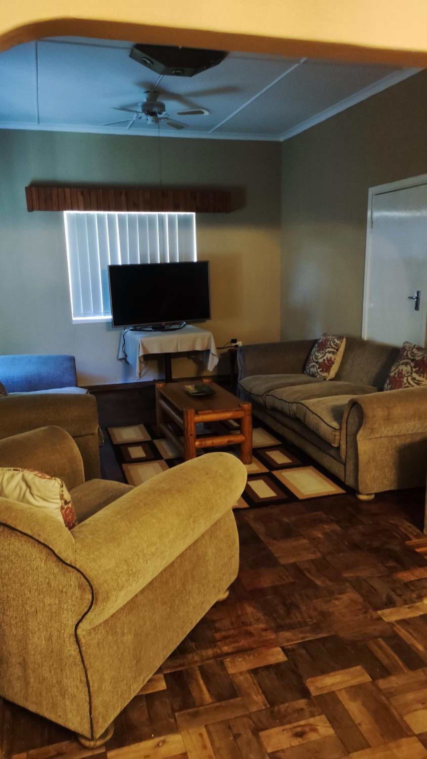 Two-Bedroom House photo 3