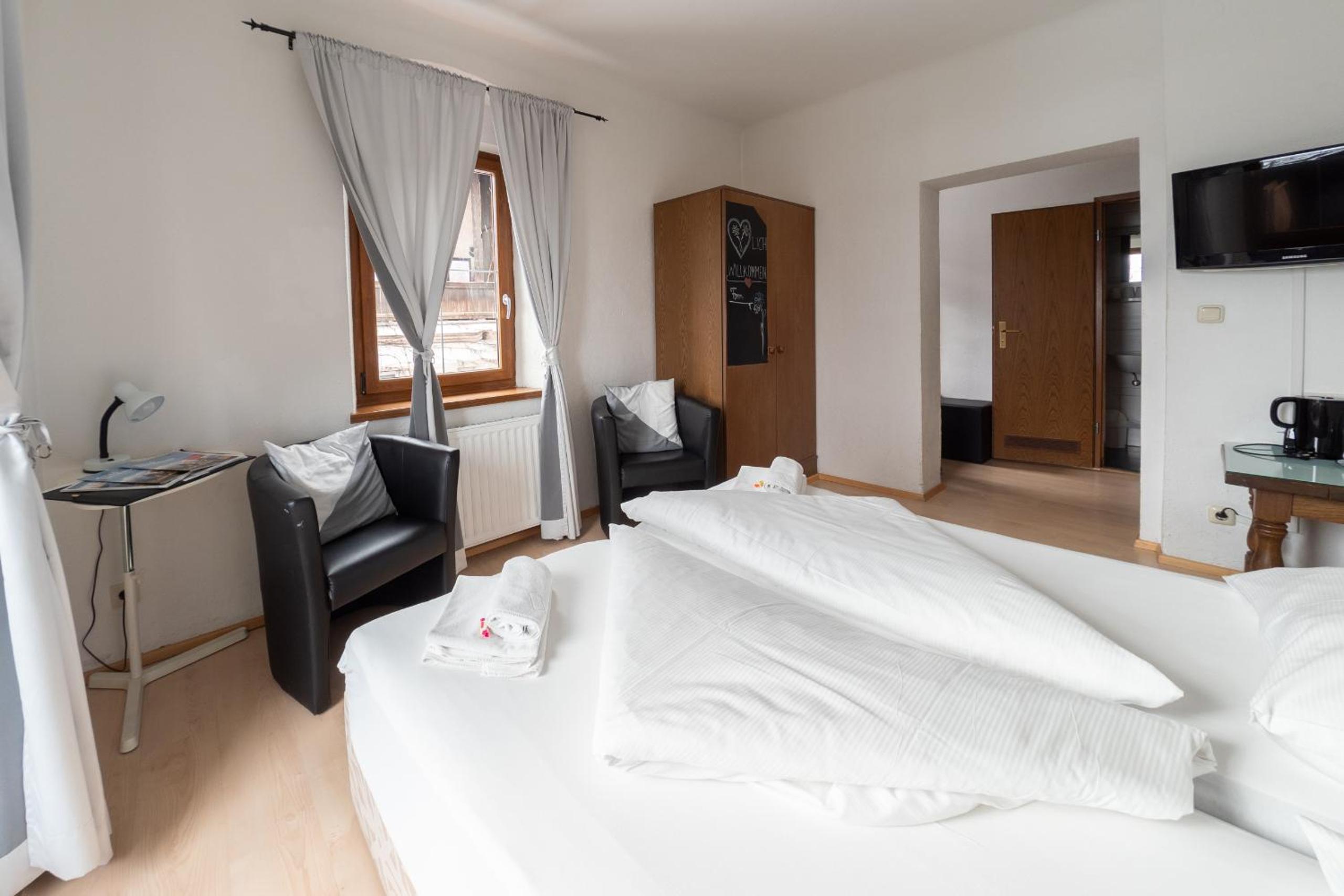 Superior Triple Room - Photo 1