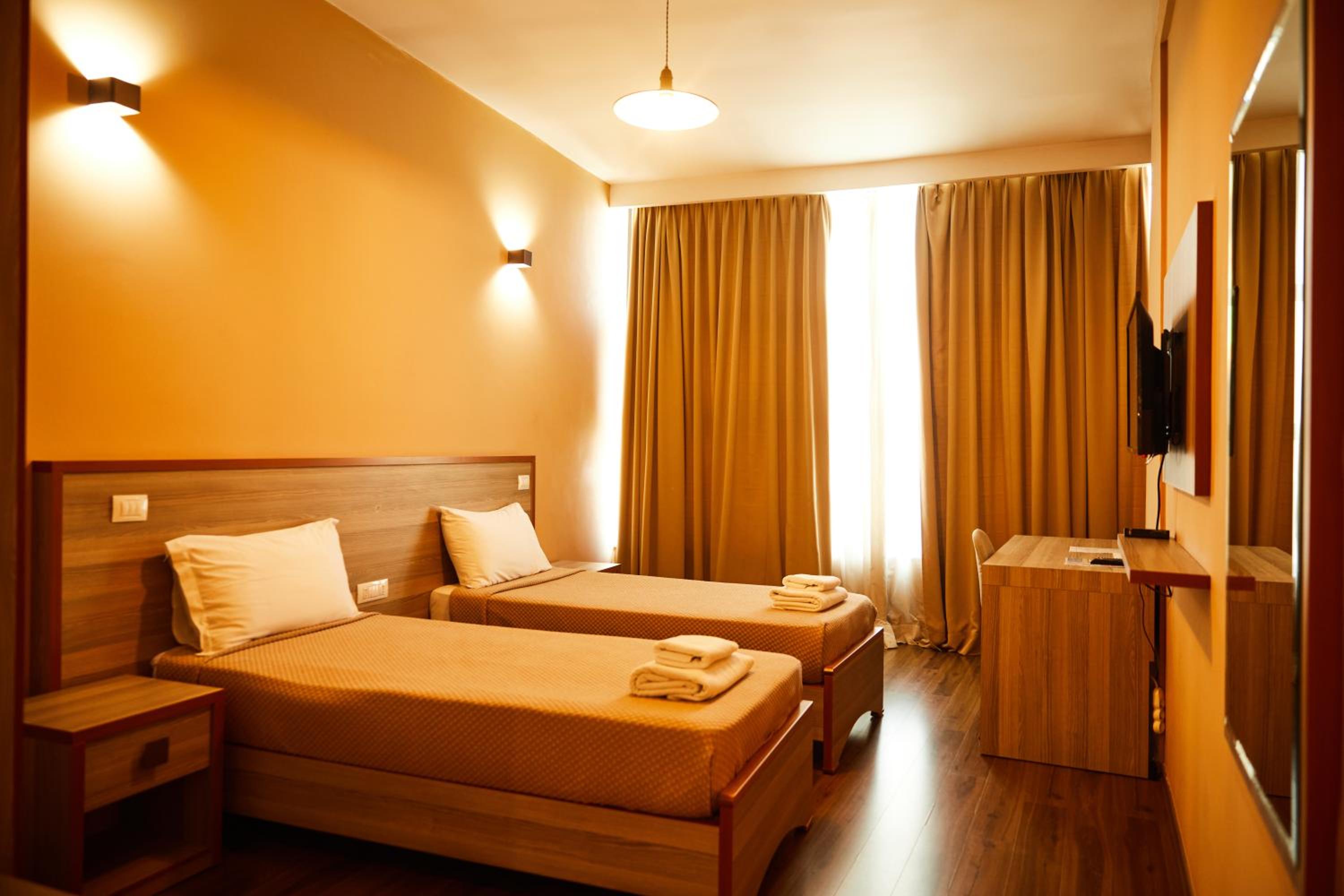 Standard Twin Room photo 1