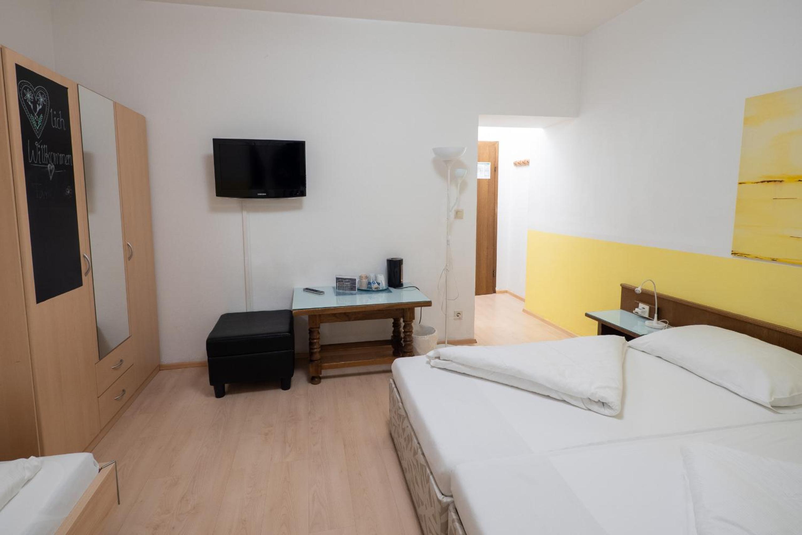 Triple Room - Photo 2