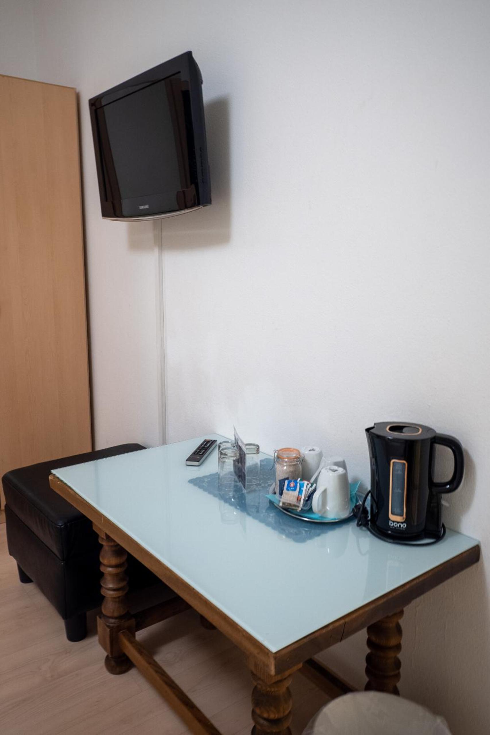Triple Room - Photo 10