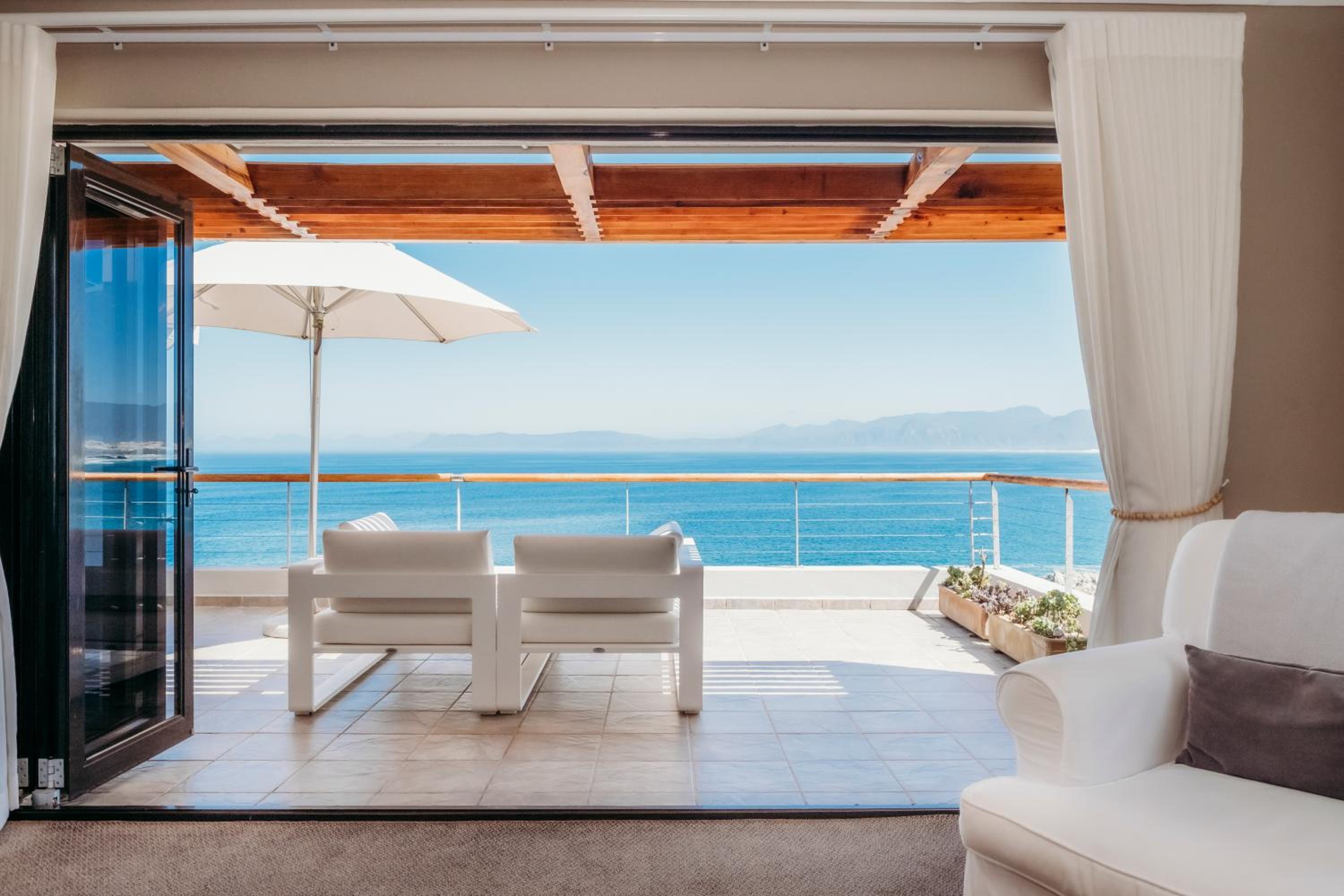 Penthouse Suite photo 2