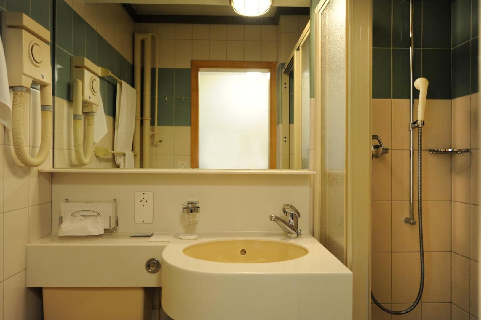 Double Room - Photo 3