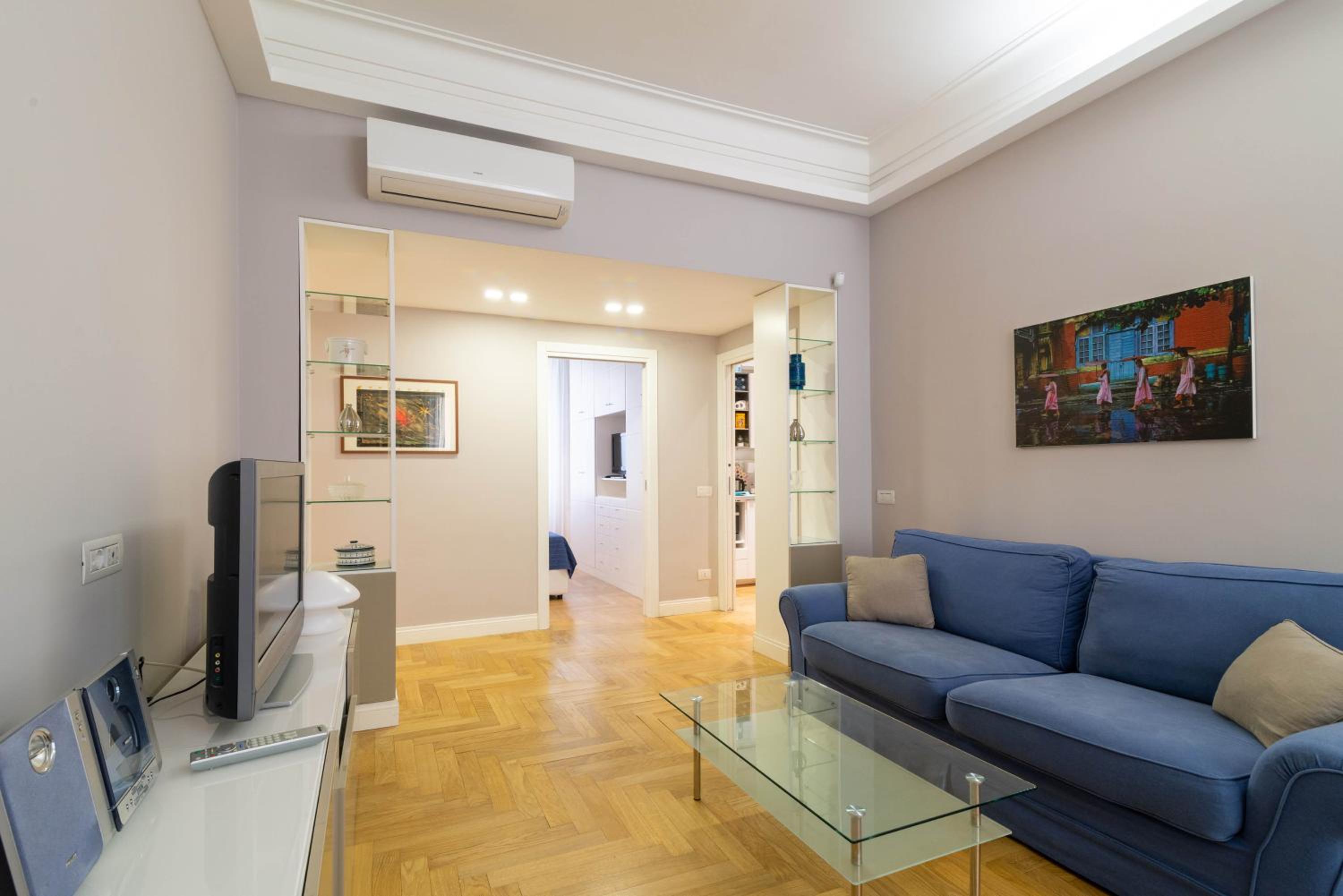One-Bedroom Apartment