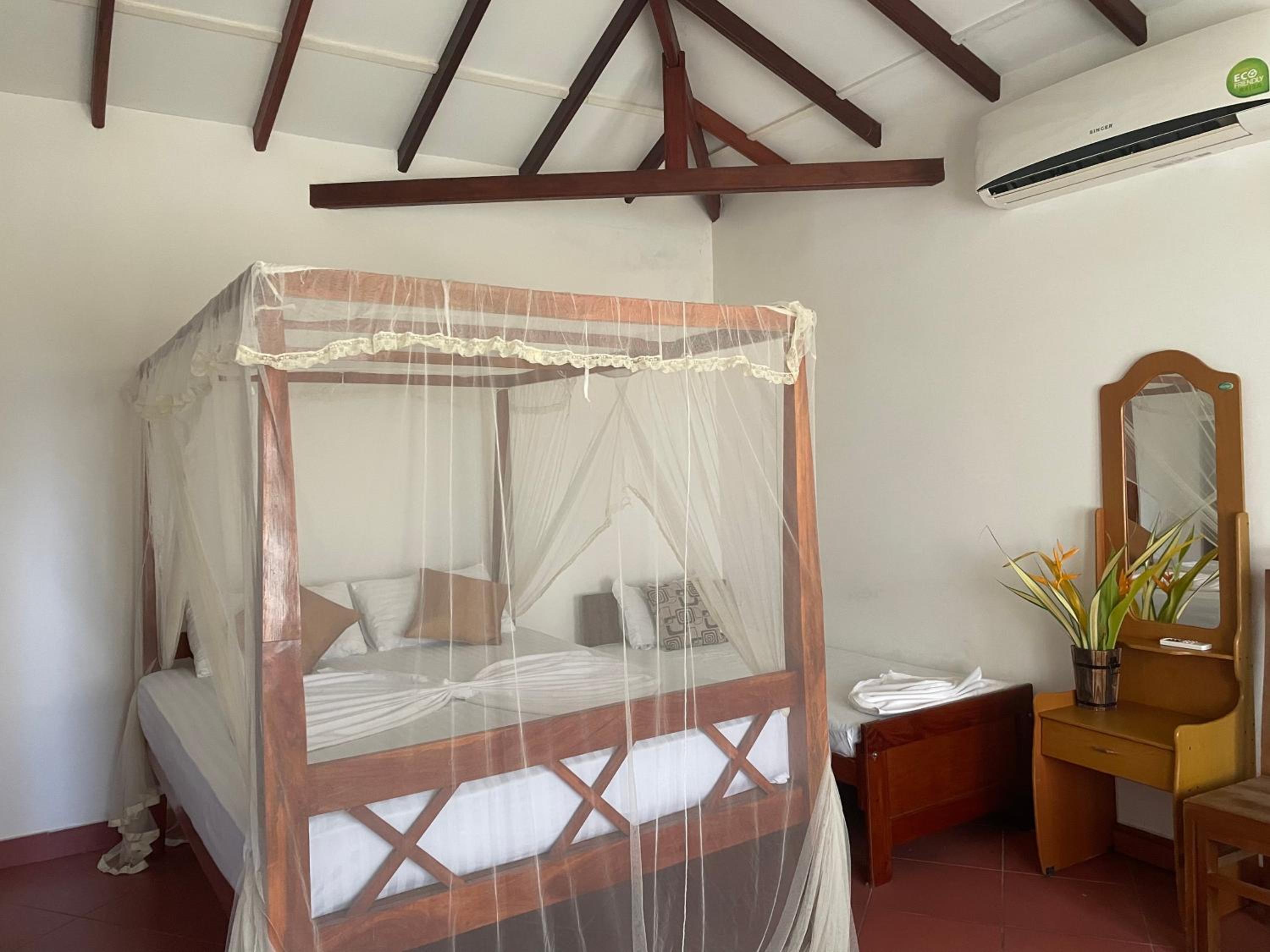 Superior Triple Room photo 2