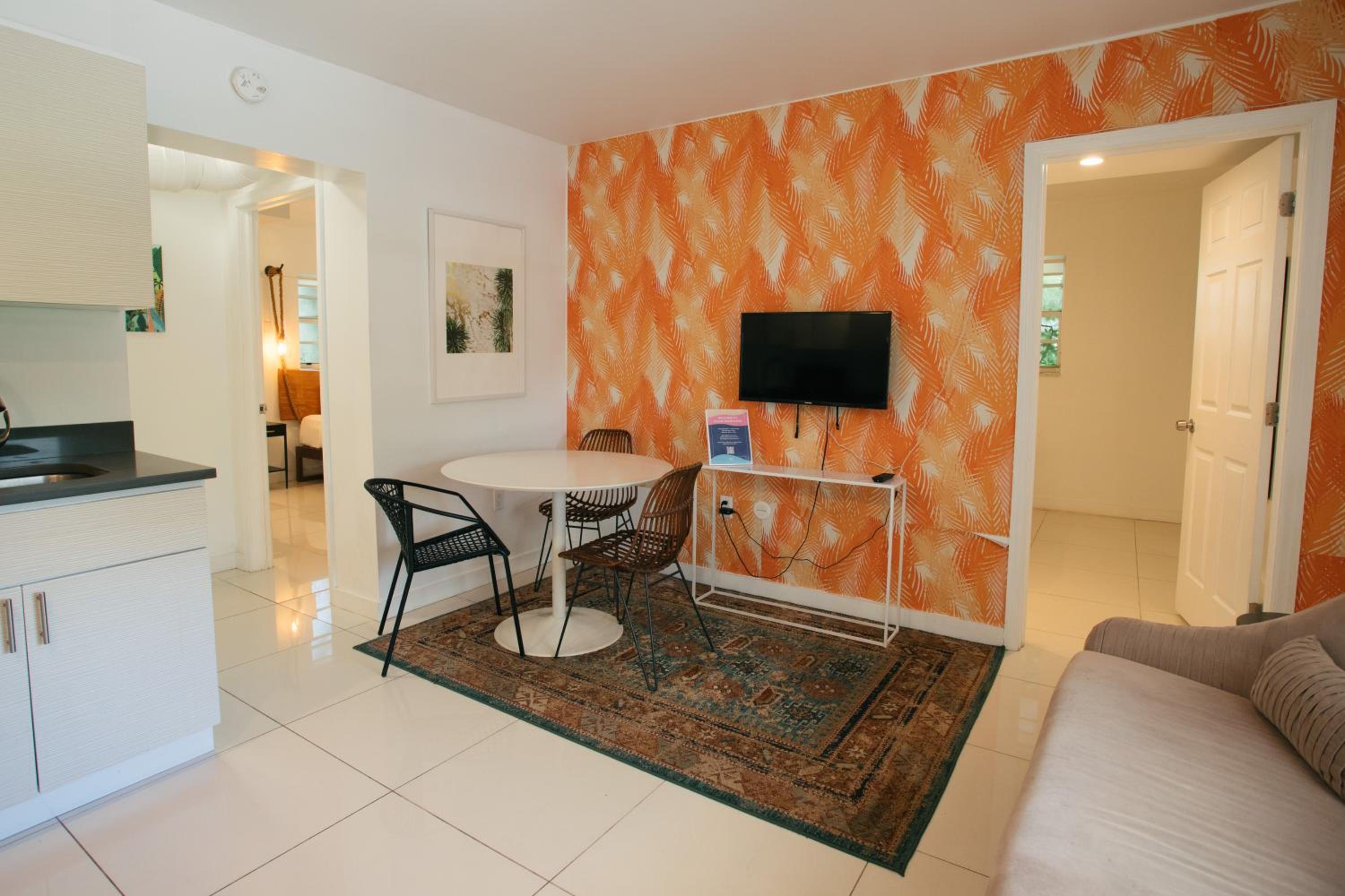 Two-Bedroom Apartment photo 2