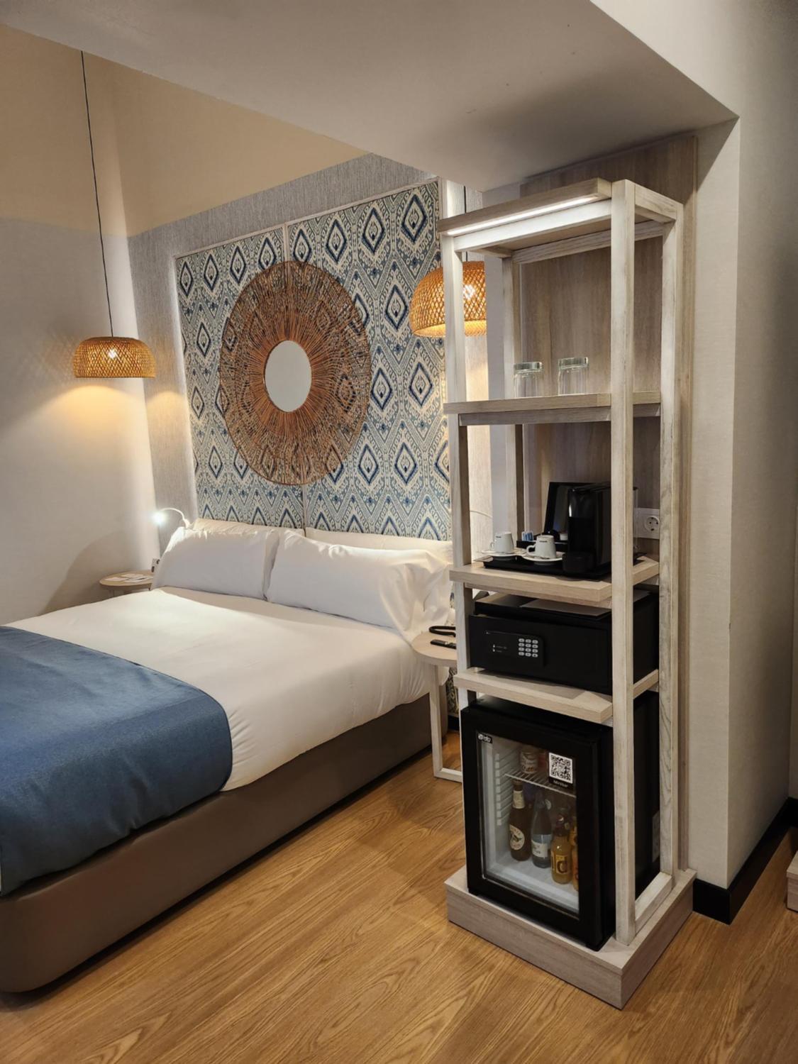 Basic Double Room photo 2