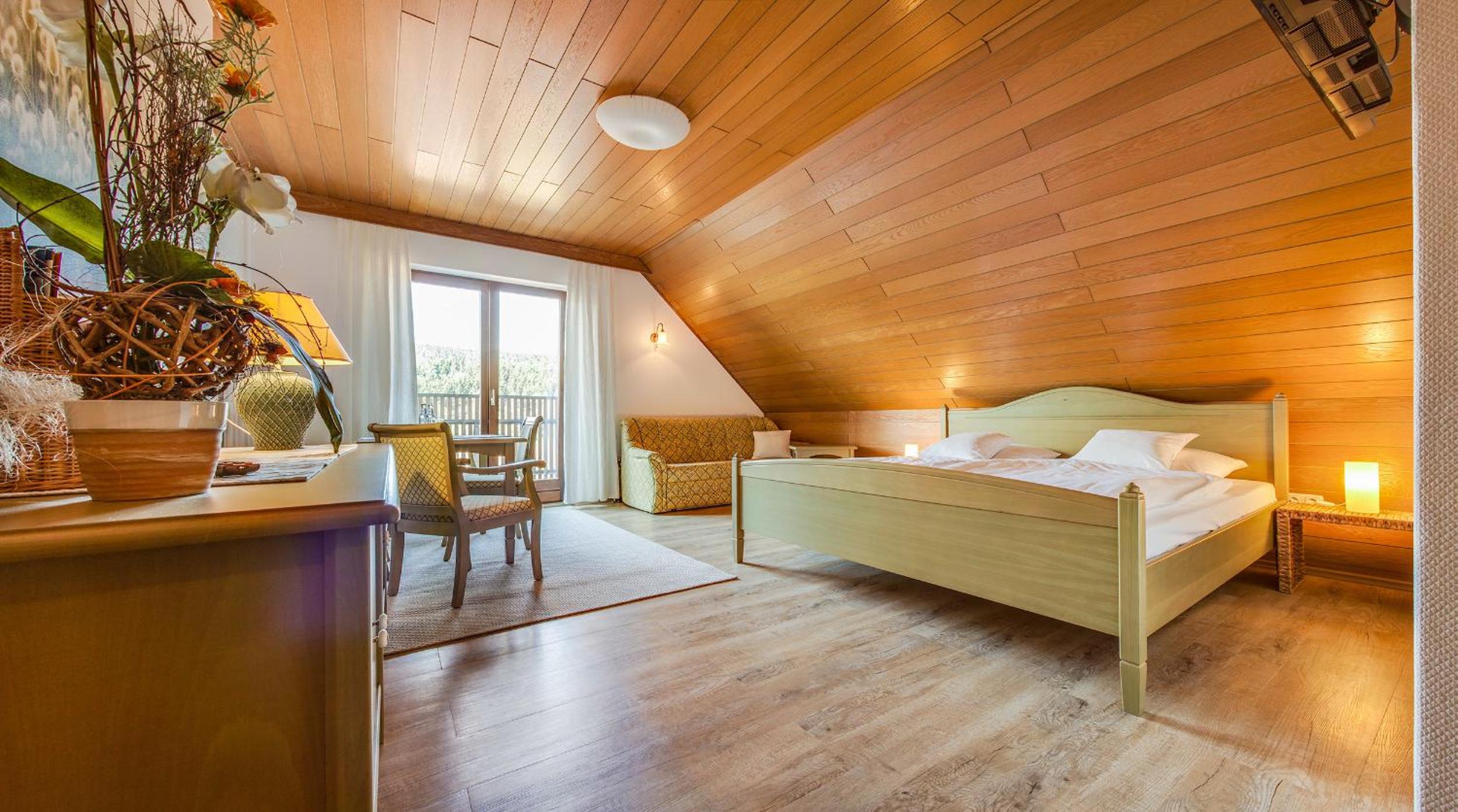 Standard Double Room - Photo 4