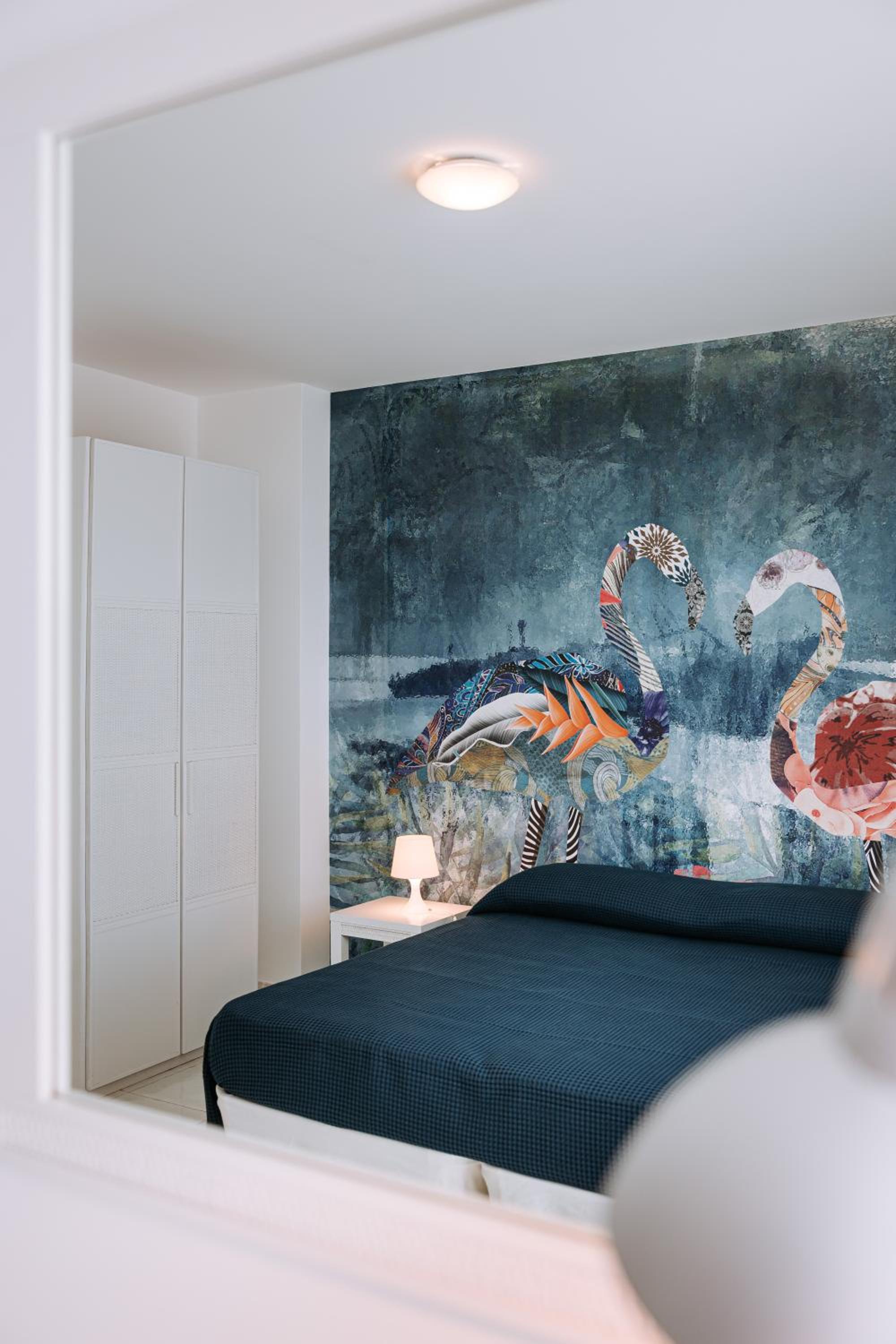 Quadruple Room with Balcony - Photo 9
