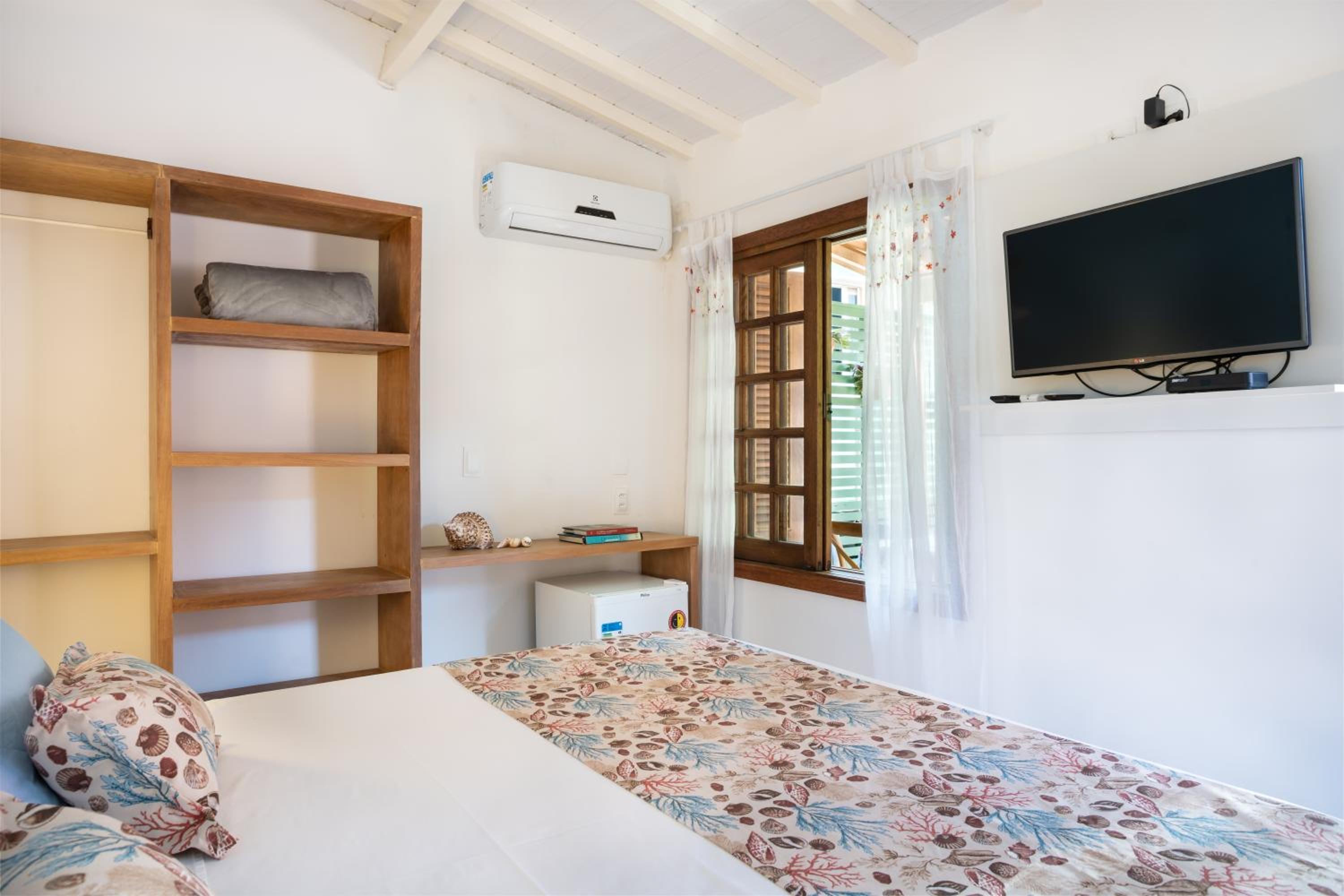 Double Room with Balcony - Photo 5