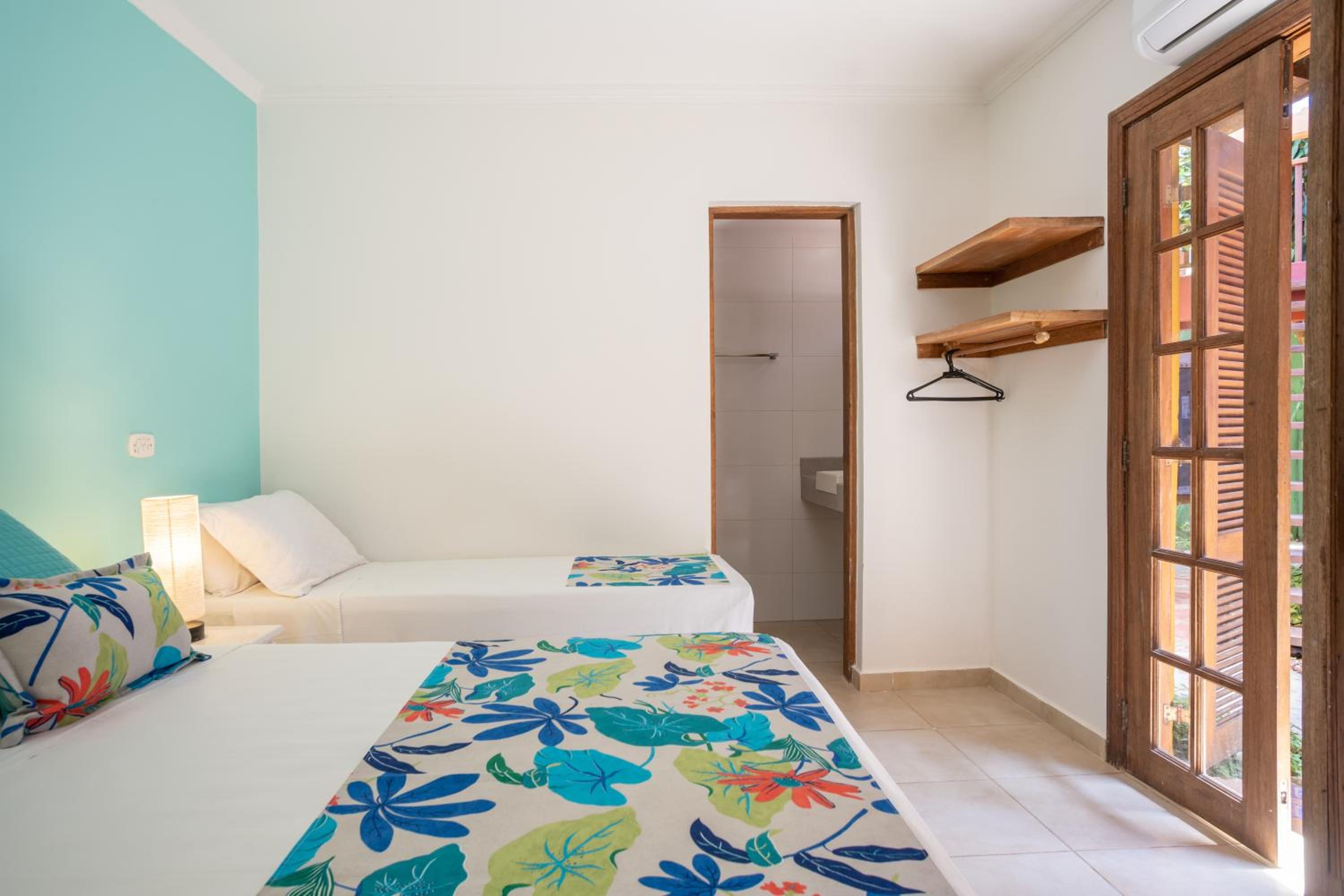 Classic Triple Room - Photo 1
