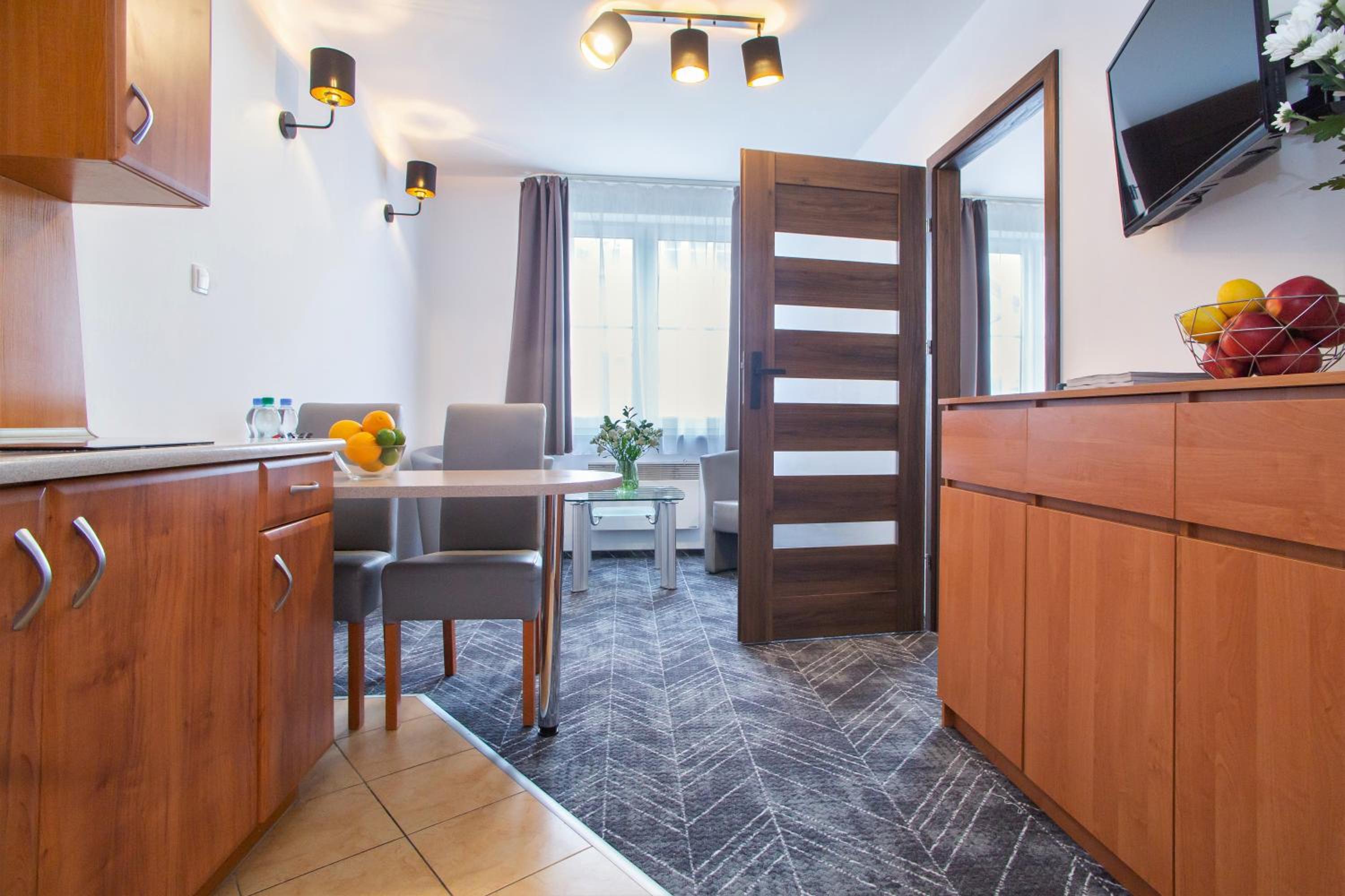 Basic Triple Room - Photo 1