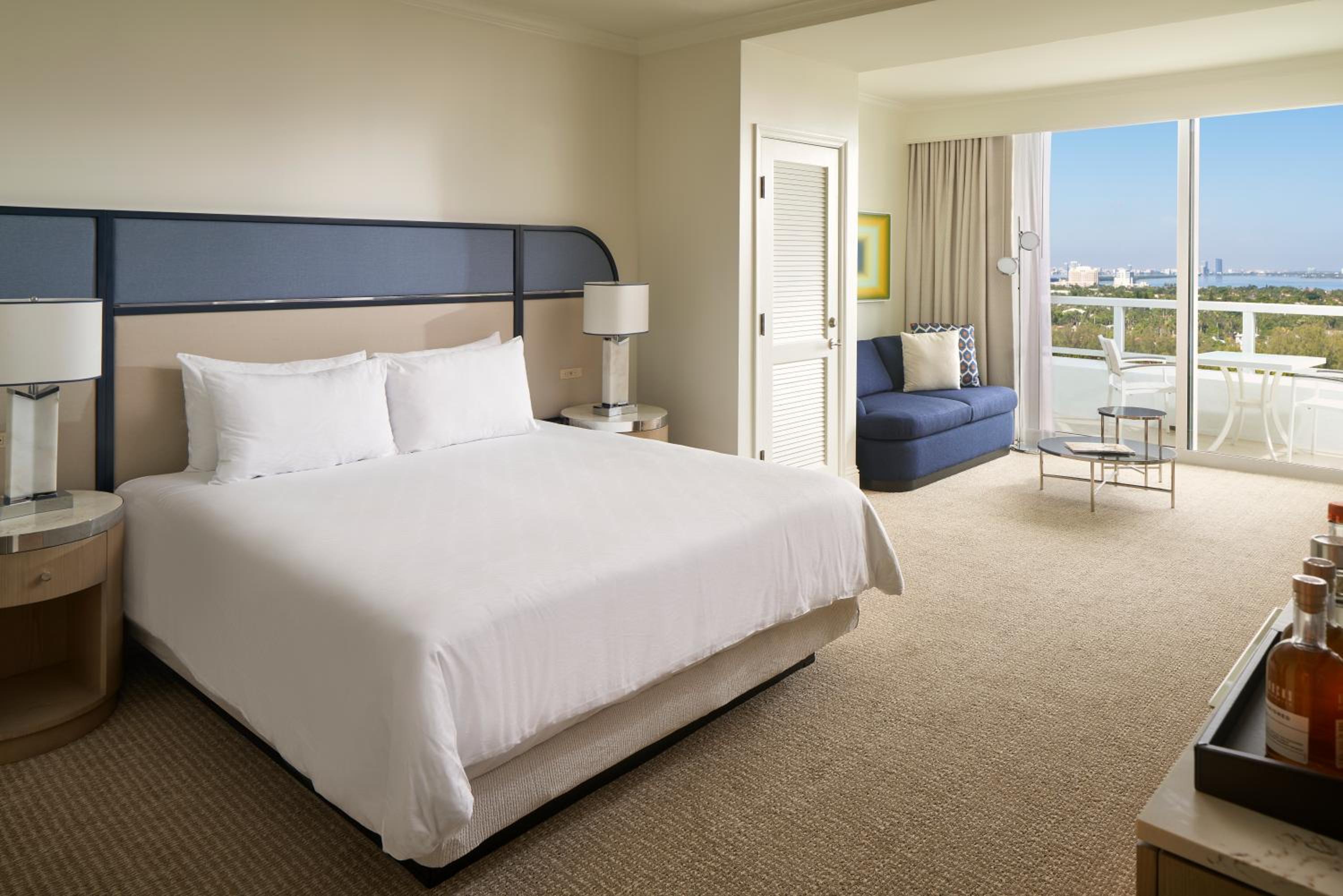 Tresor Bay View Junior Suite - Photo 1