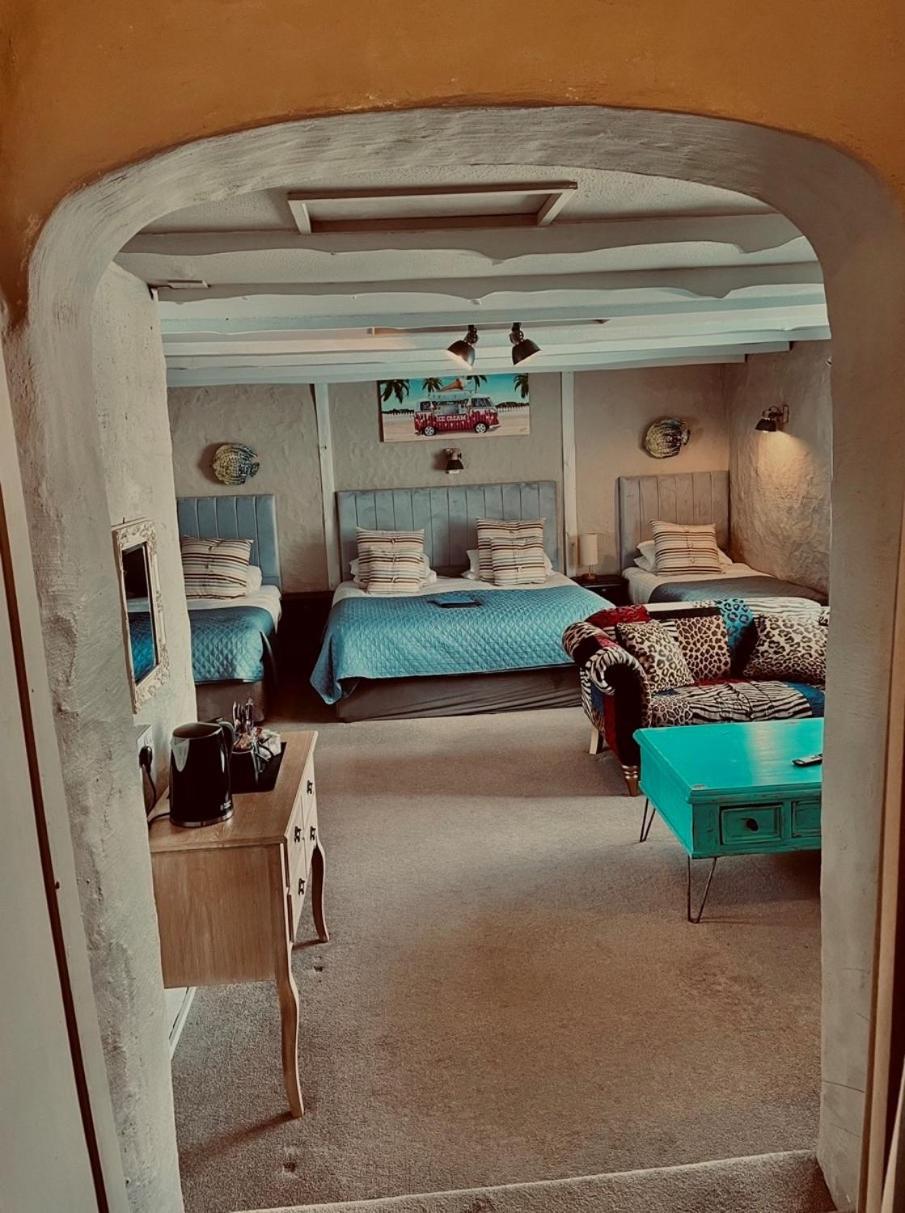 Deluxe Family Room - Photo 6