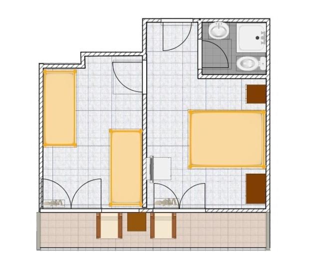 Quadruple Room with Balcony photo 3