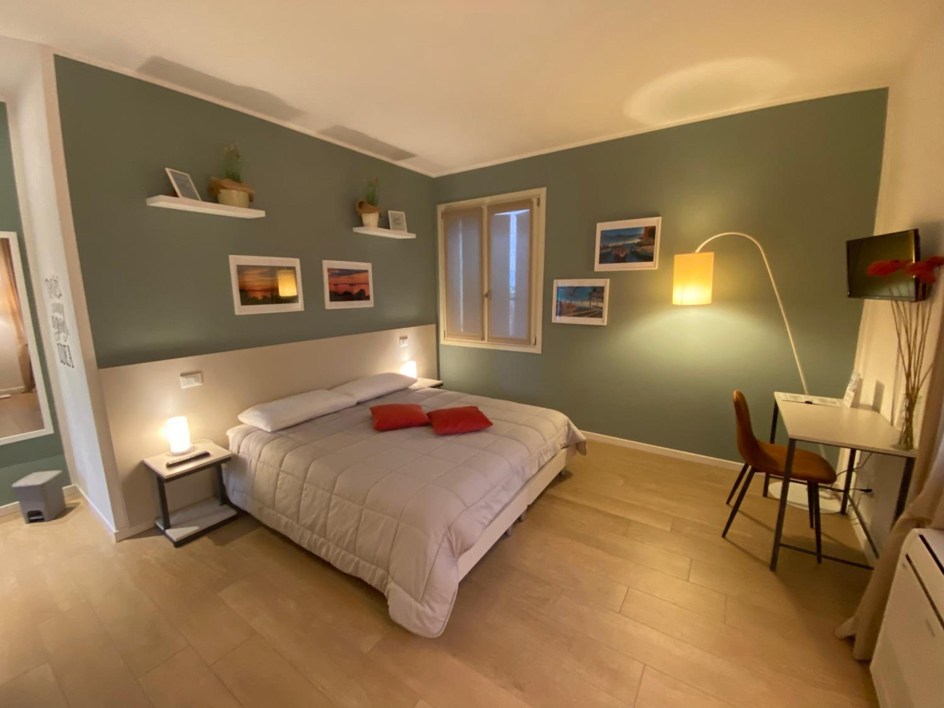 Double Room with Private Bathroom - Photo 1