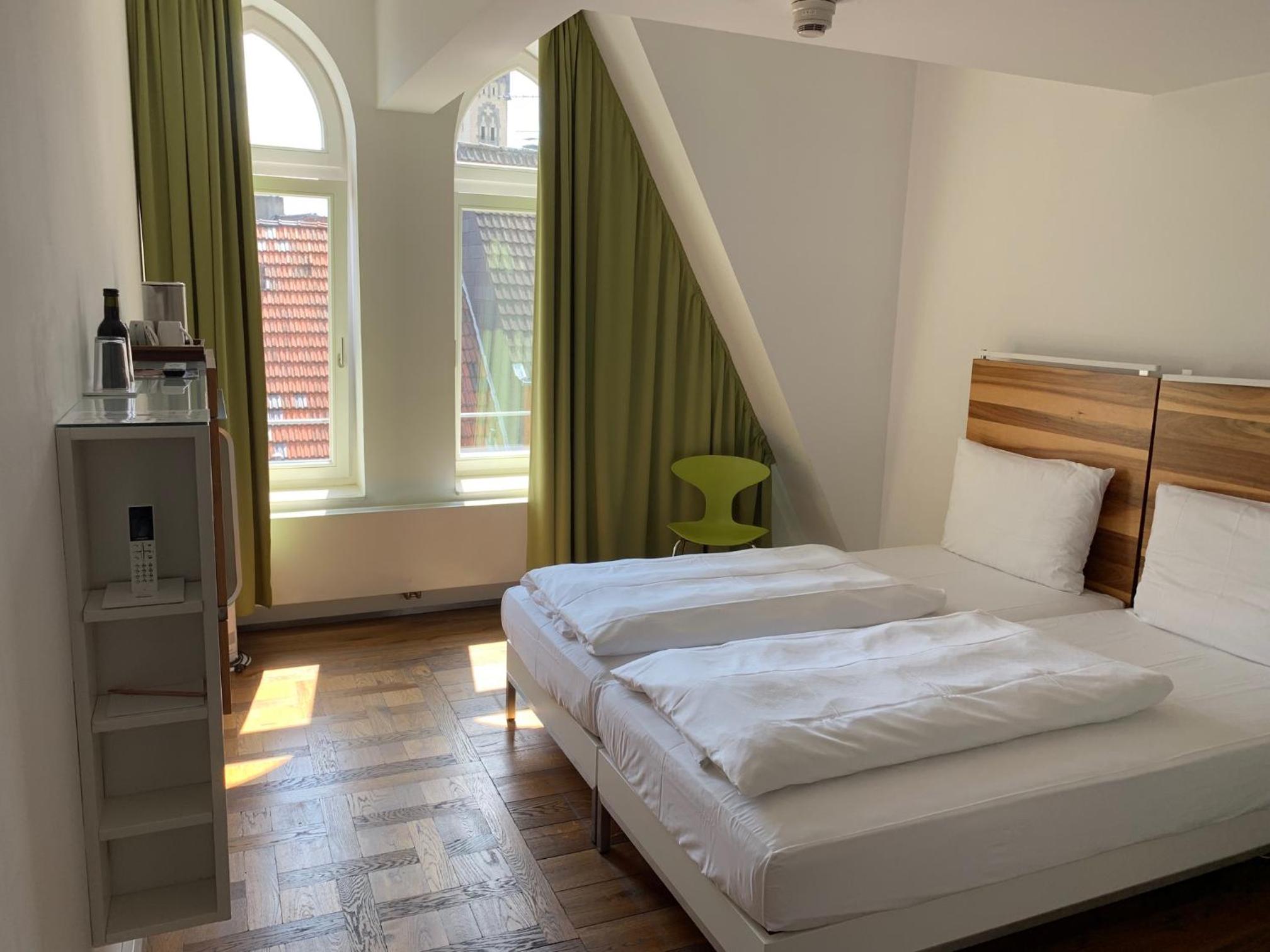 Double Room - Photo 3