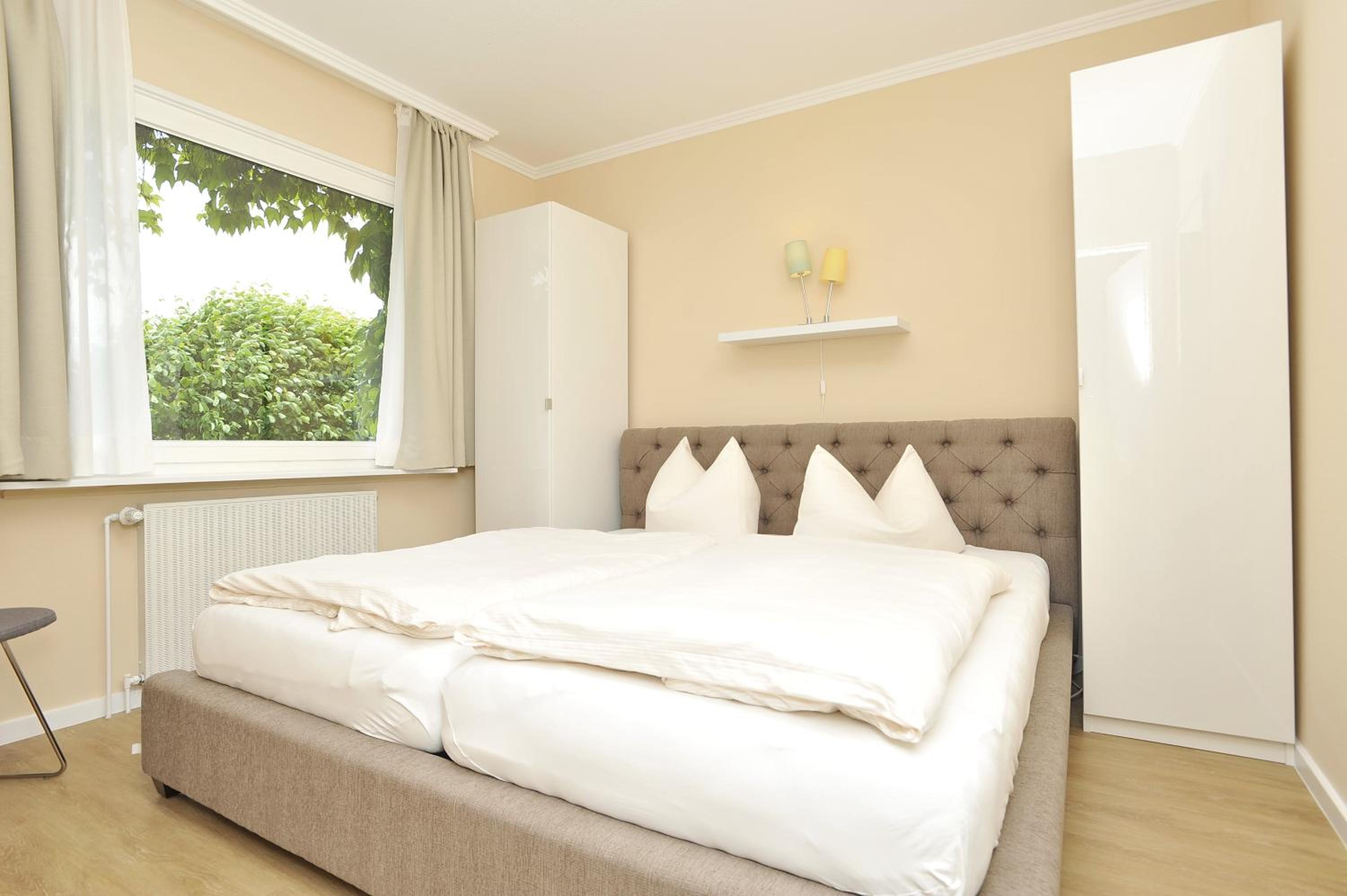 Suite Apartment thumbnail 5